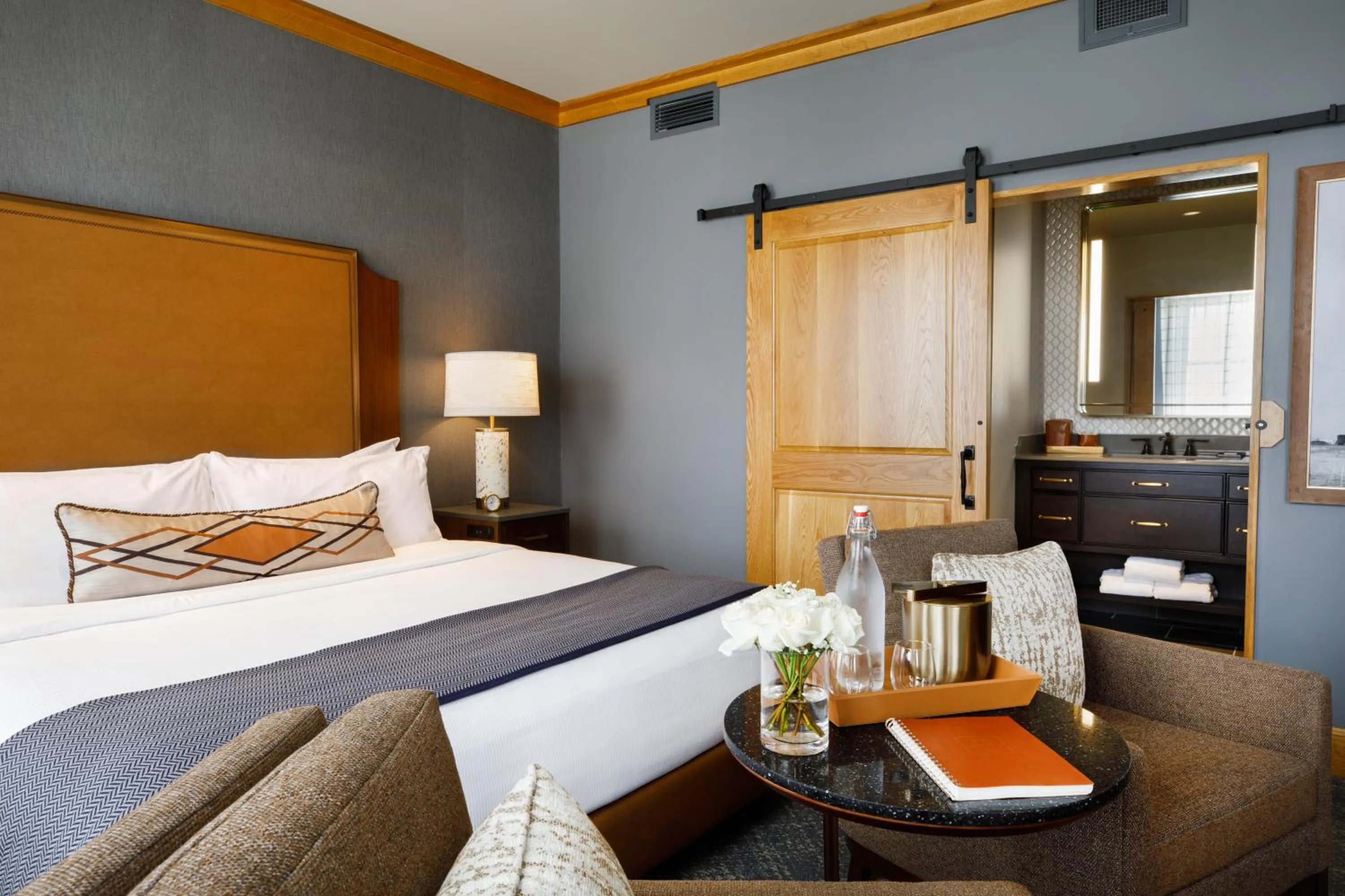 Bed in The Barfield, Autograph Collection