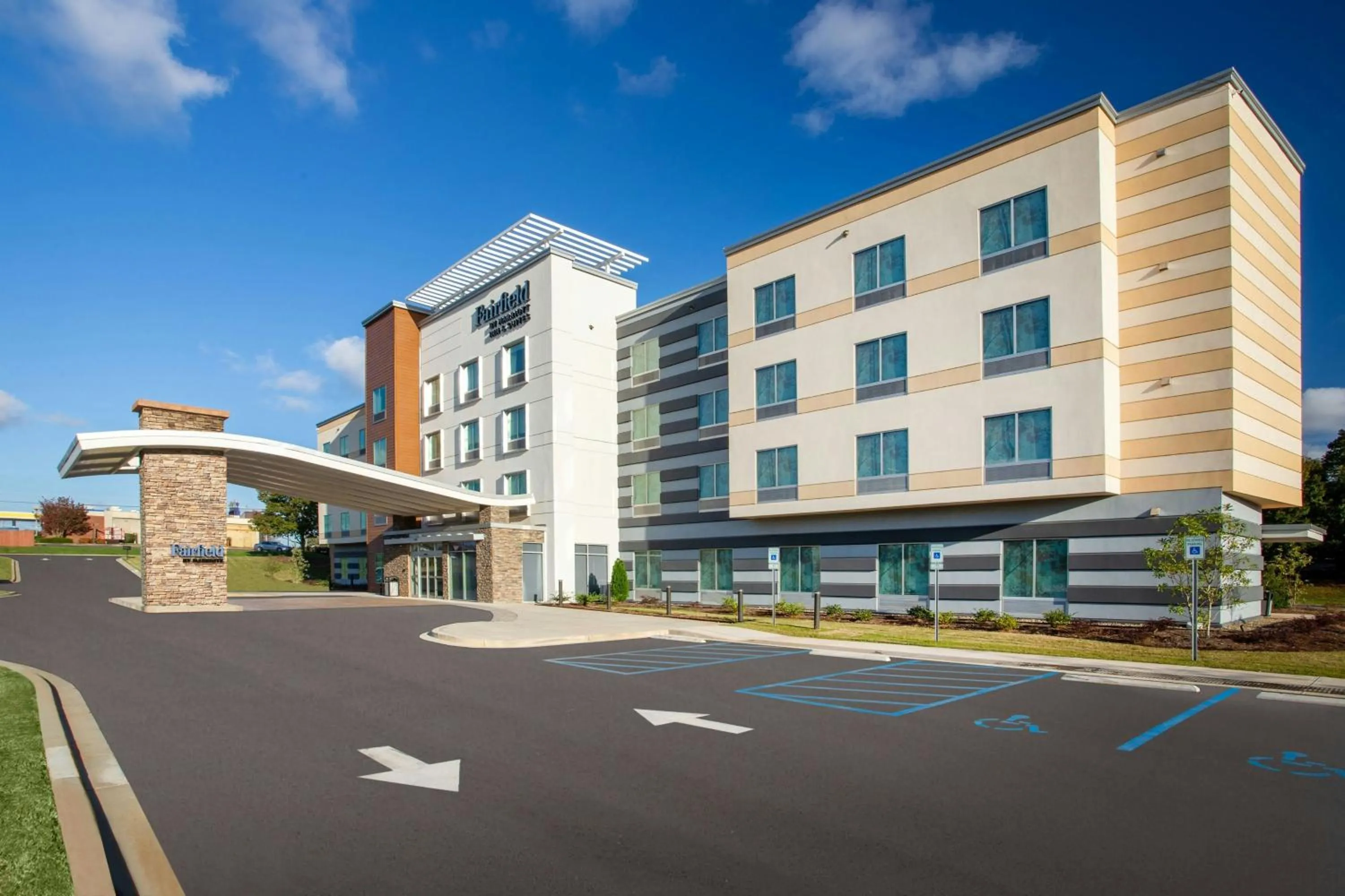 Property building in Fairfield Inn & Suites by Marriott Greenville Spartanburg/Duncan