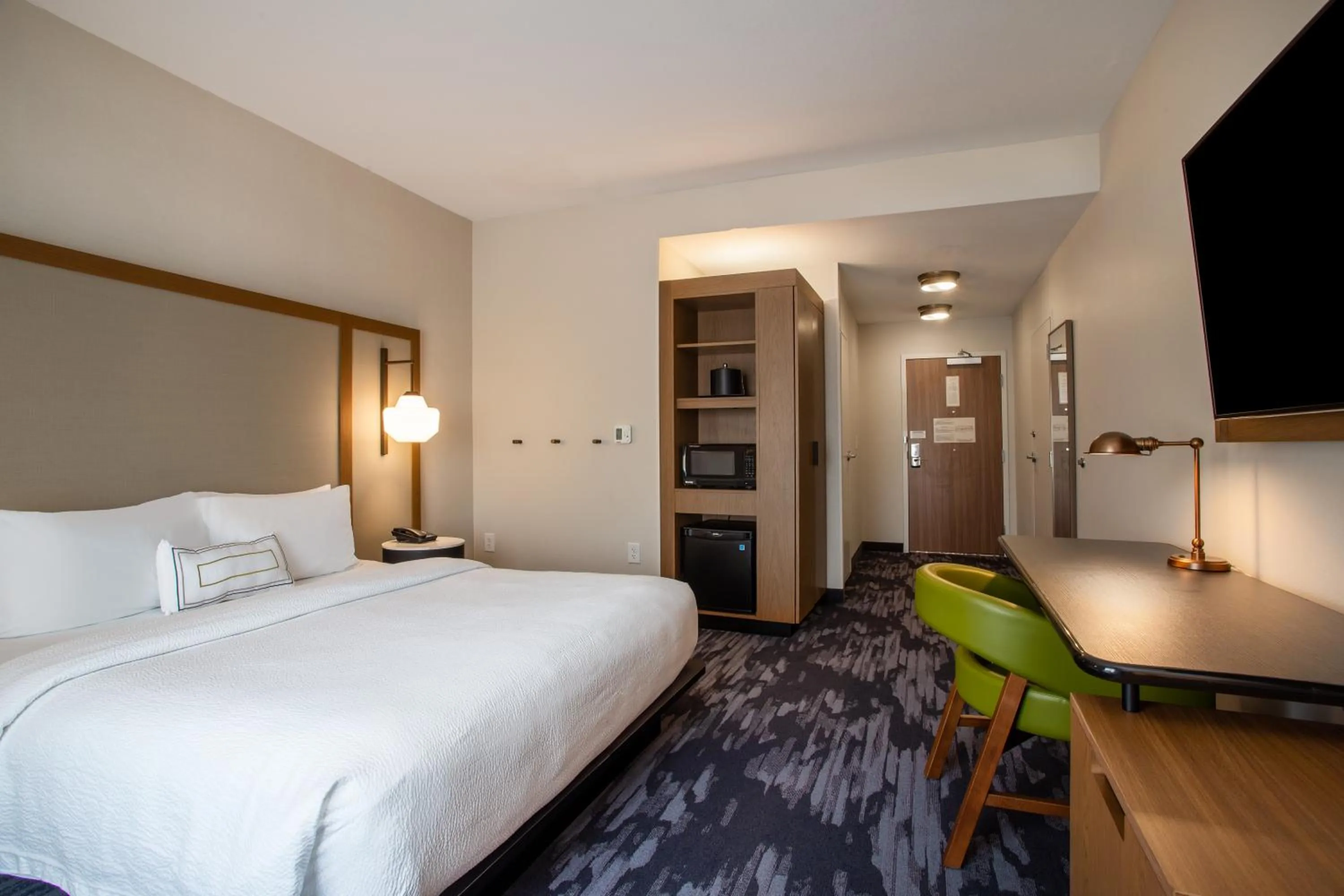 Bed in Fairfield Inn & Suites by Marriott Greenville Spartanburg/Duncan