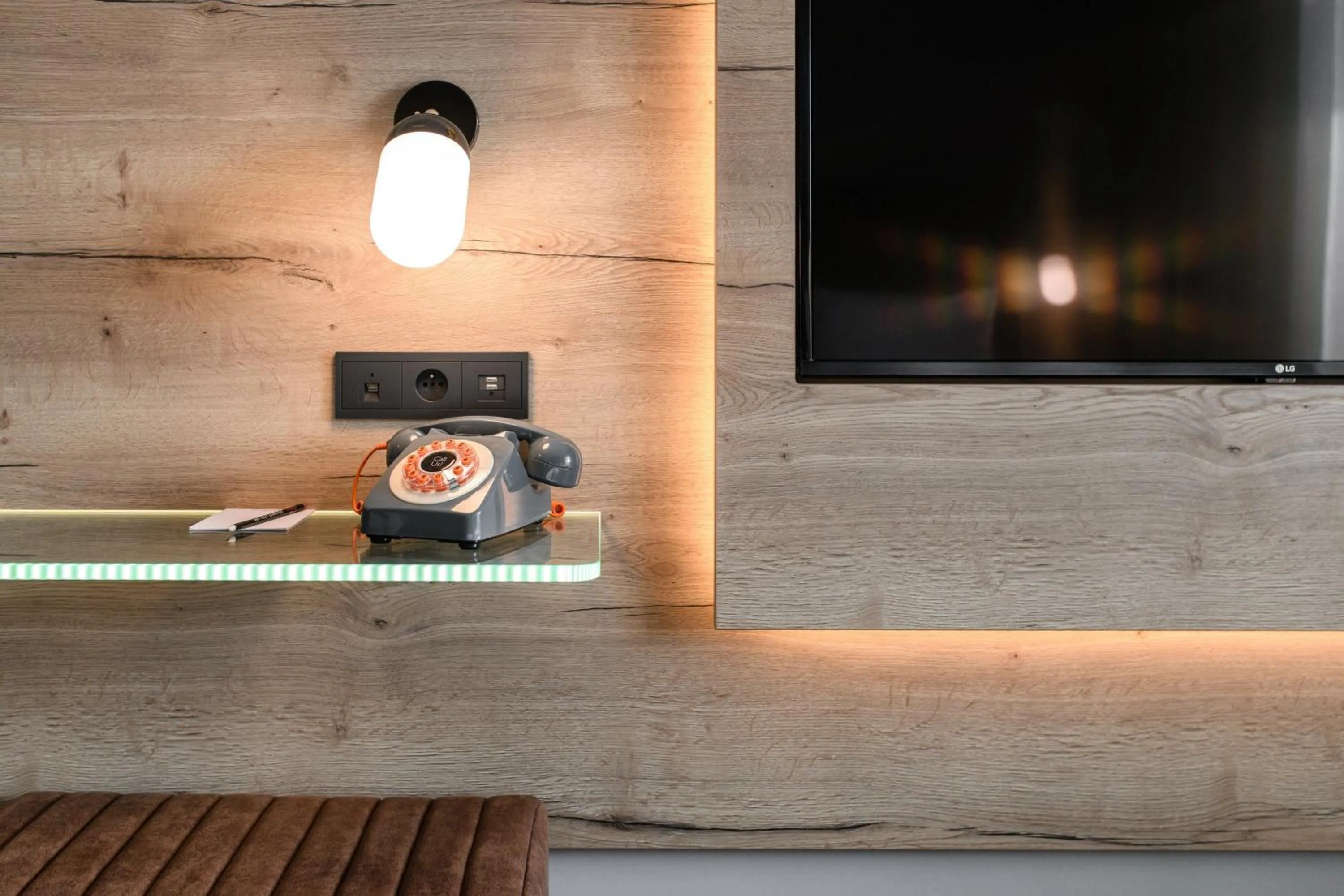 Photo of the whole room in Moxy Poznań Airport