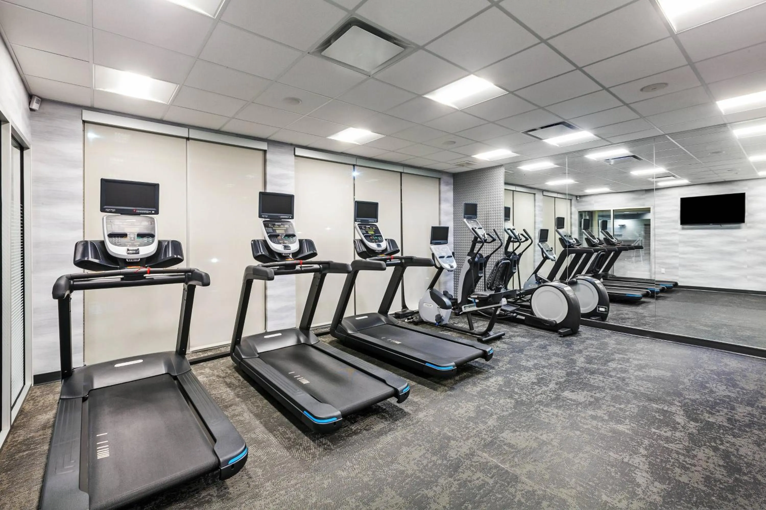 Fitness centre/facilities in Fairfield Inn & Suites by Marriott Tulsa Catoosa