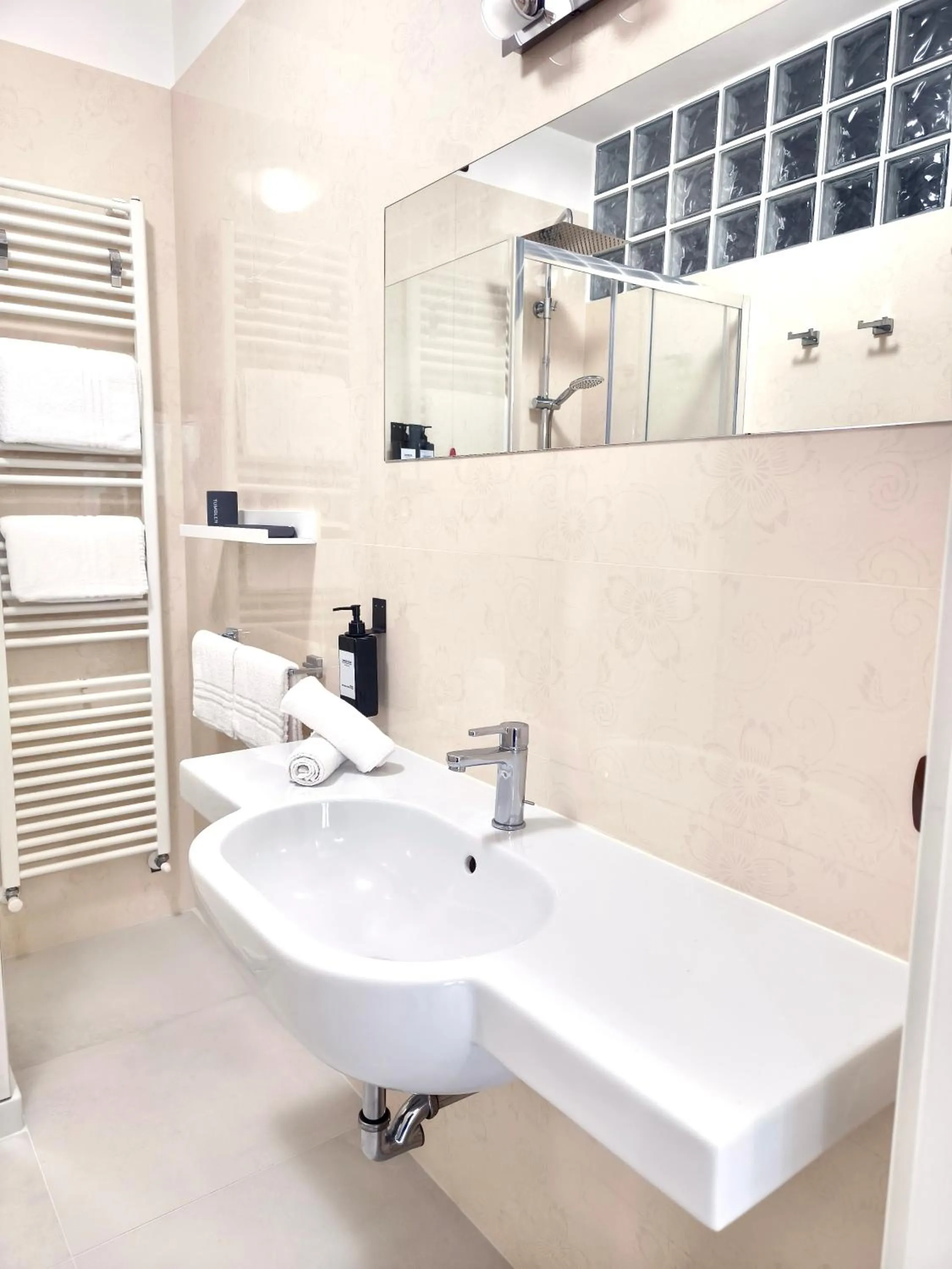 Bathroom in Villamena