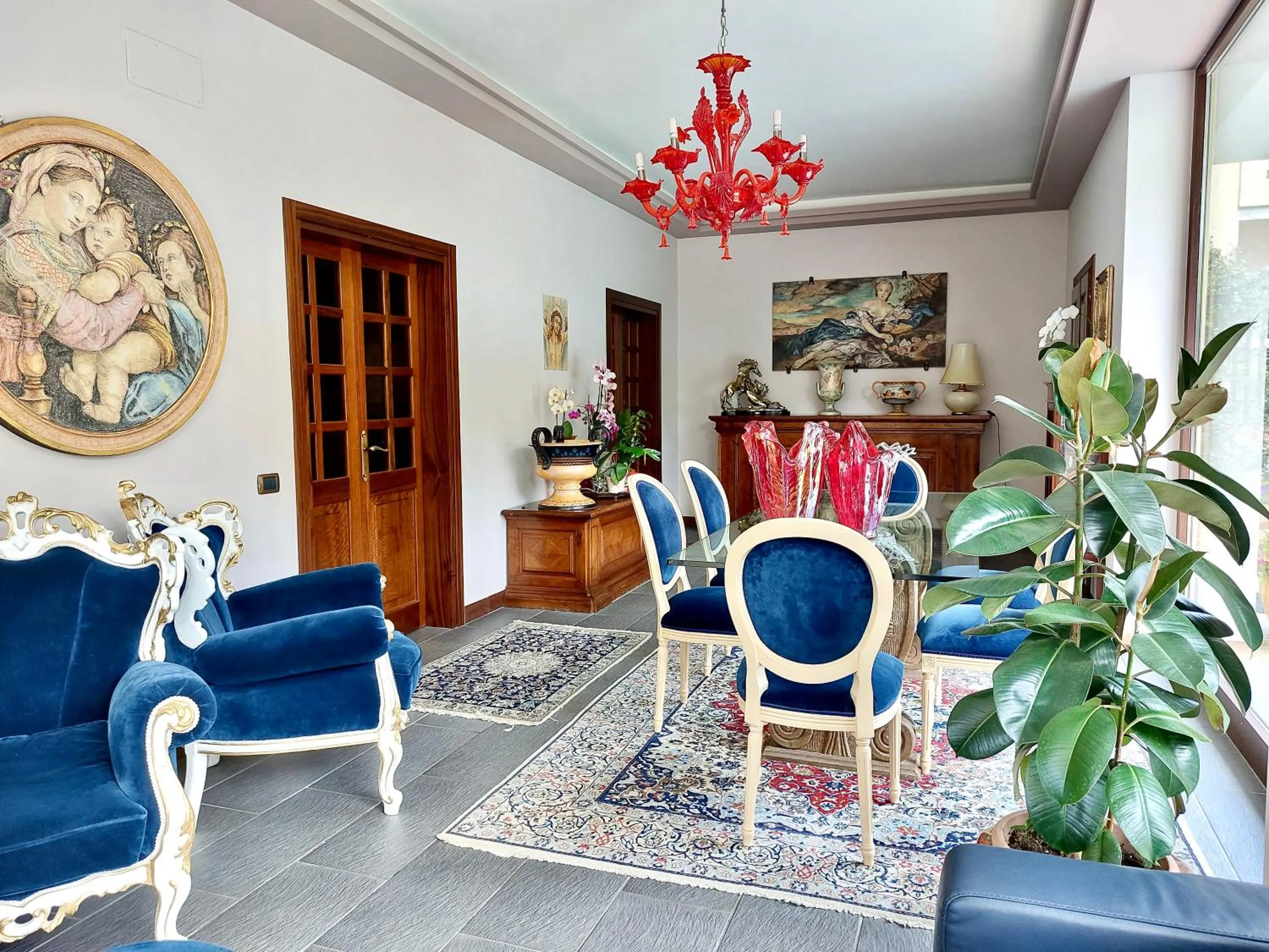 Communal lounge/ TV room in Villamena