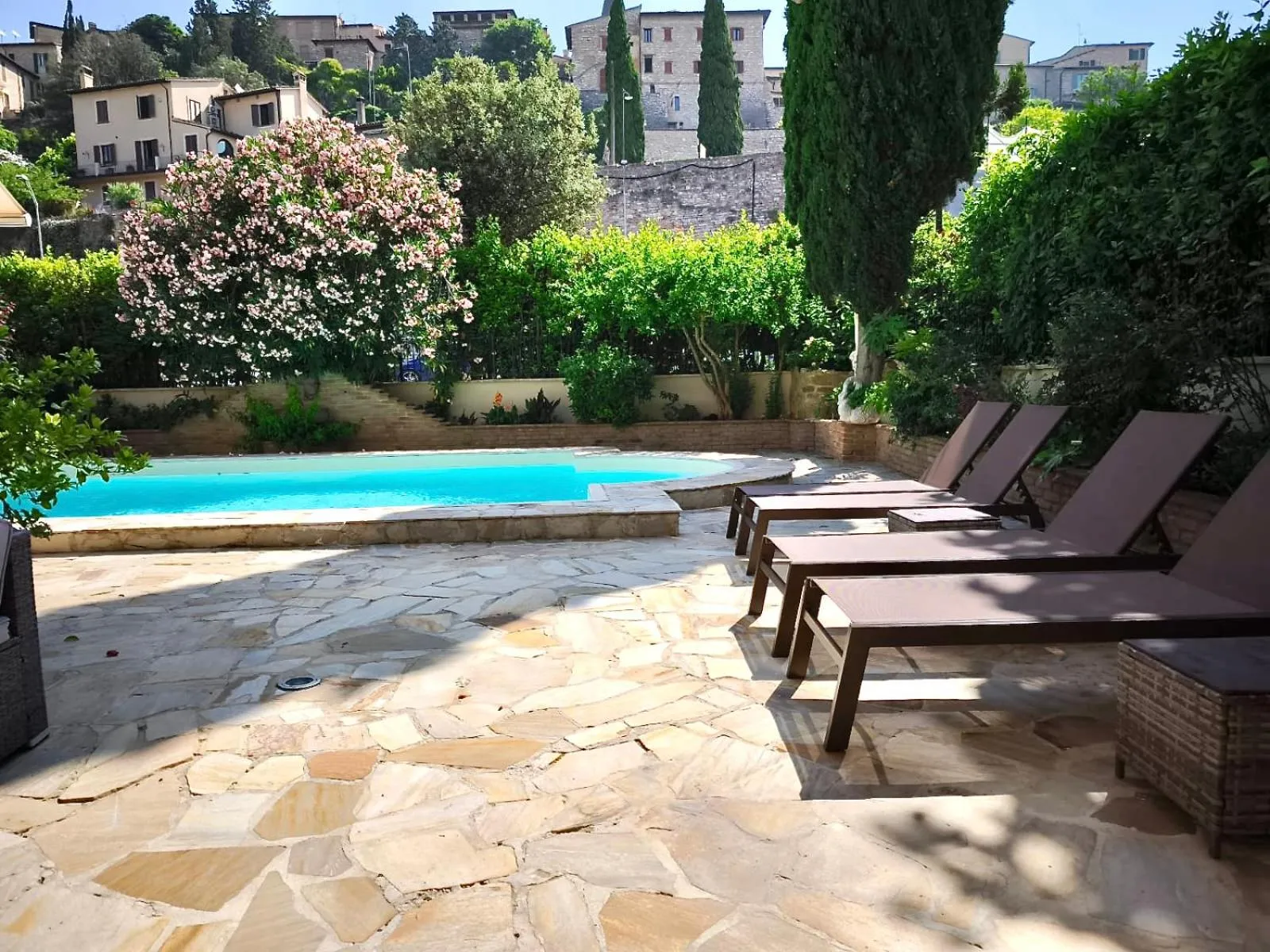 Swimming pool in Villamena