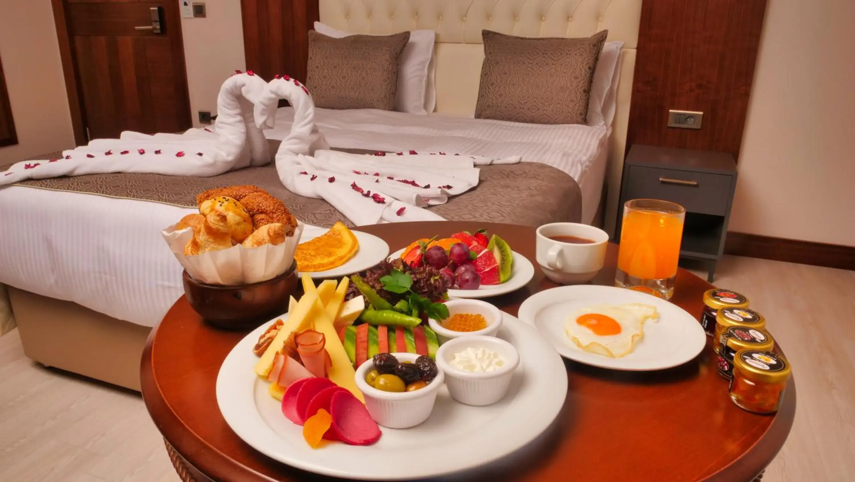 Breakfast, Bed in My Dream Istanbul Hotel Breakfast, Bed in My Dream Istanbul Hotel
