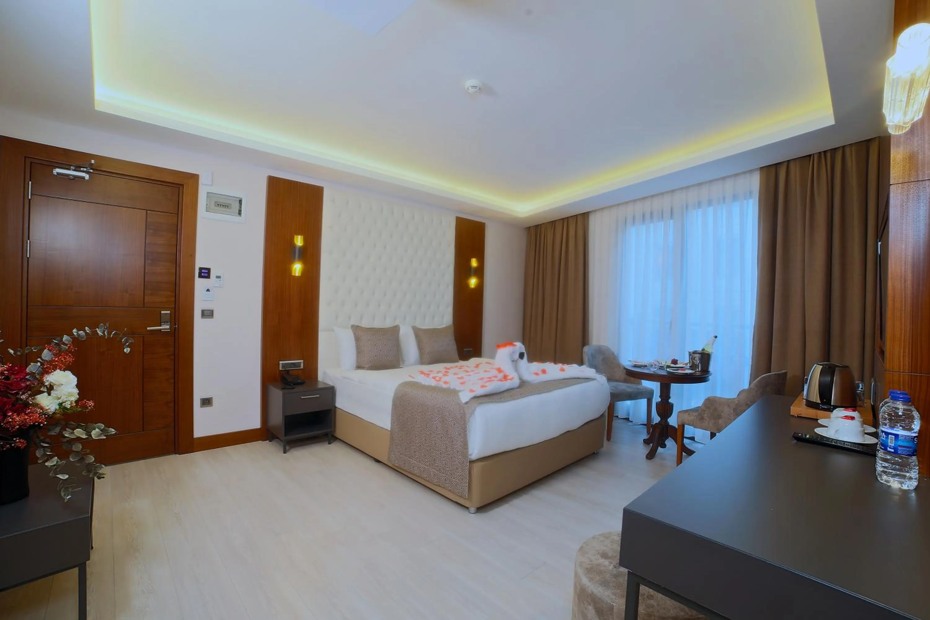 Photo of the whole room, Bed in My Dream Istanbul Hotel