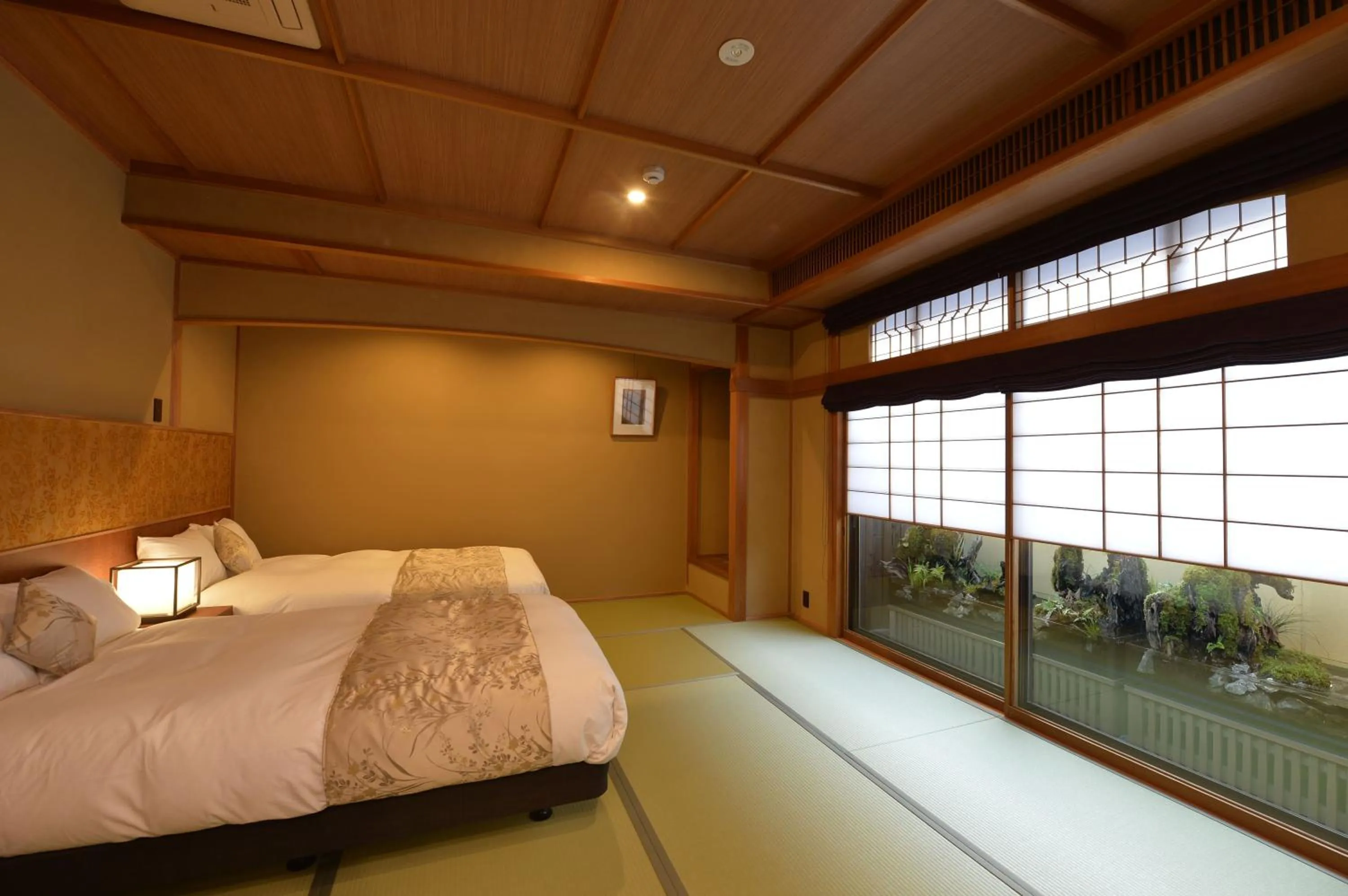 Bed in Gion Oyado Kikutani