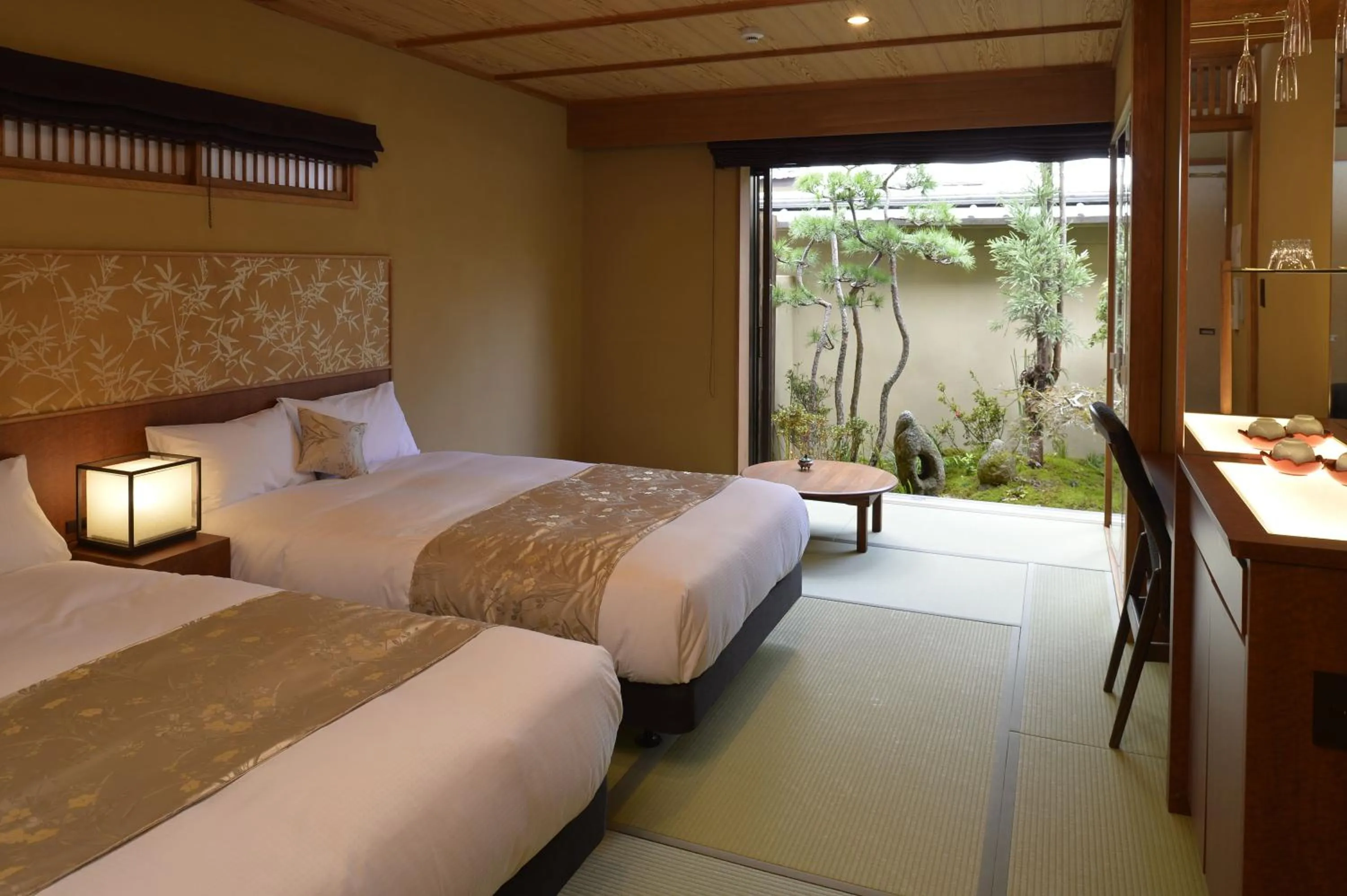 Bed in Gion Oyado Kikutani