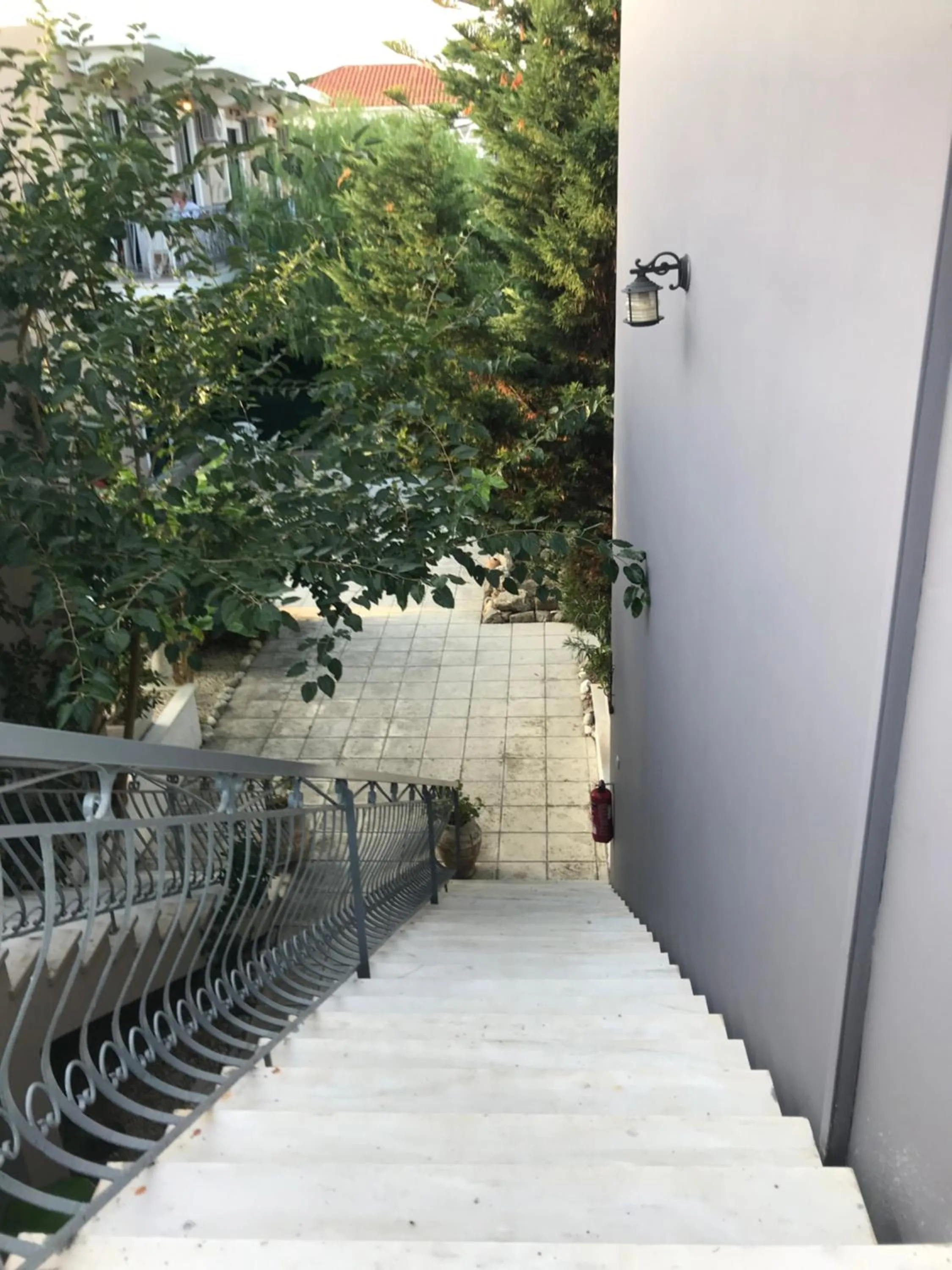 Property building in MERLIS Studios