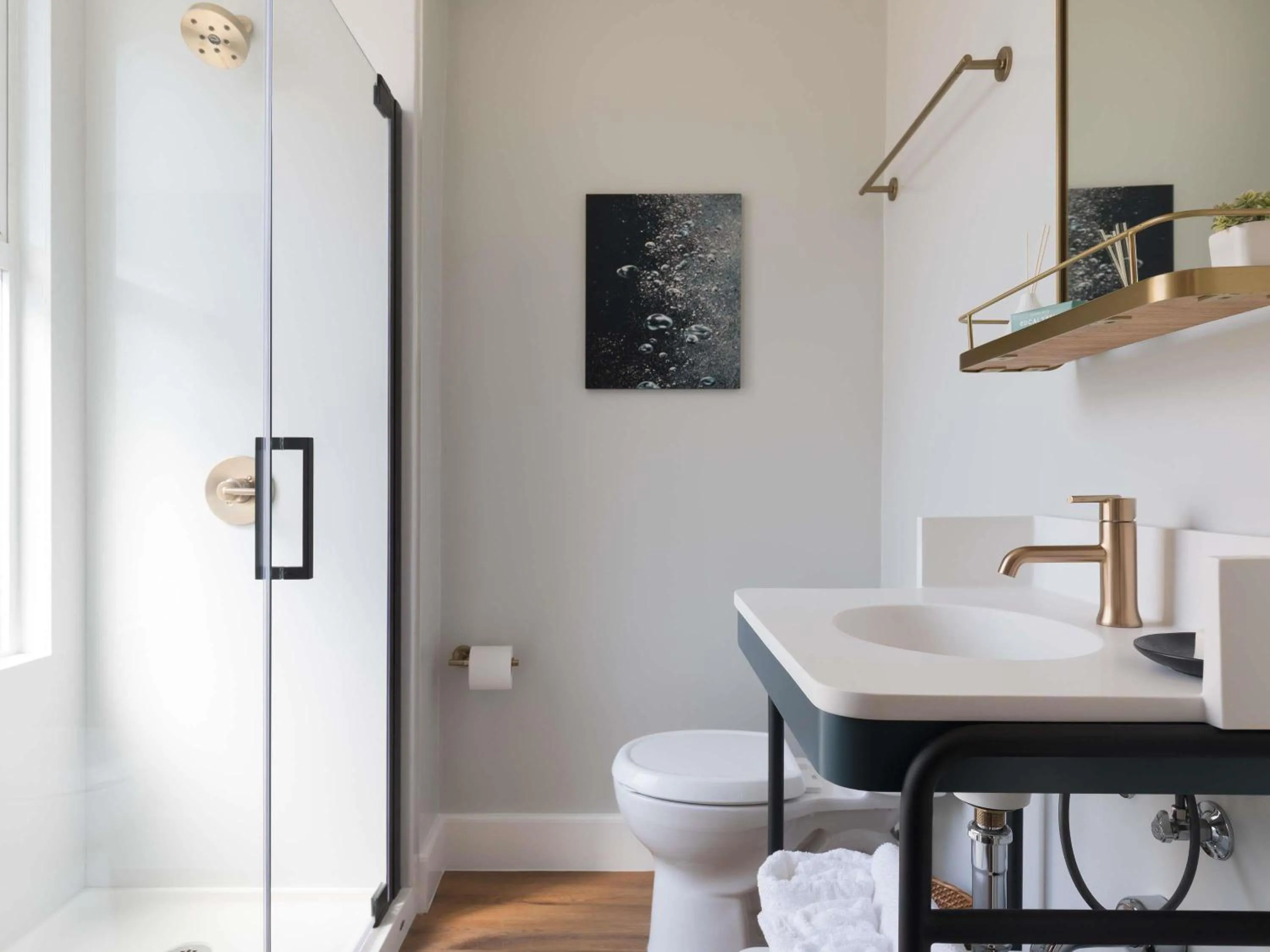 Bedroom in Hotel Stratford San Francisco - Handwritten Collection