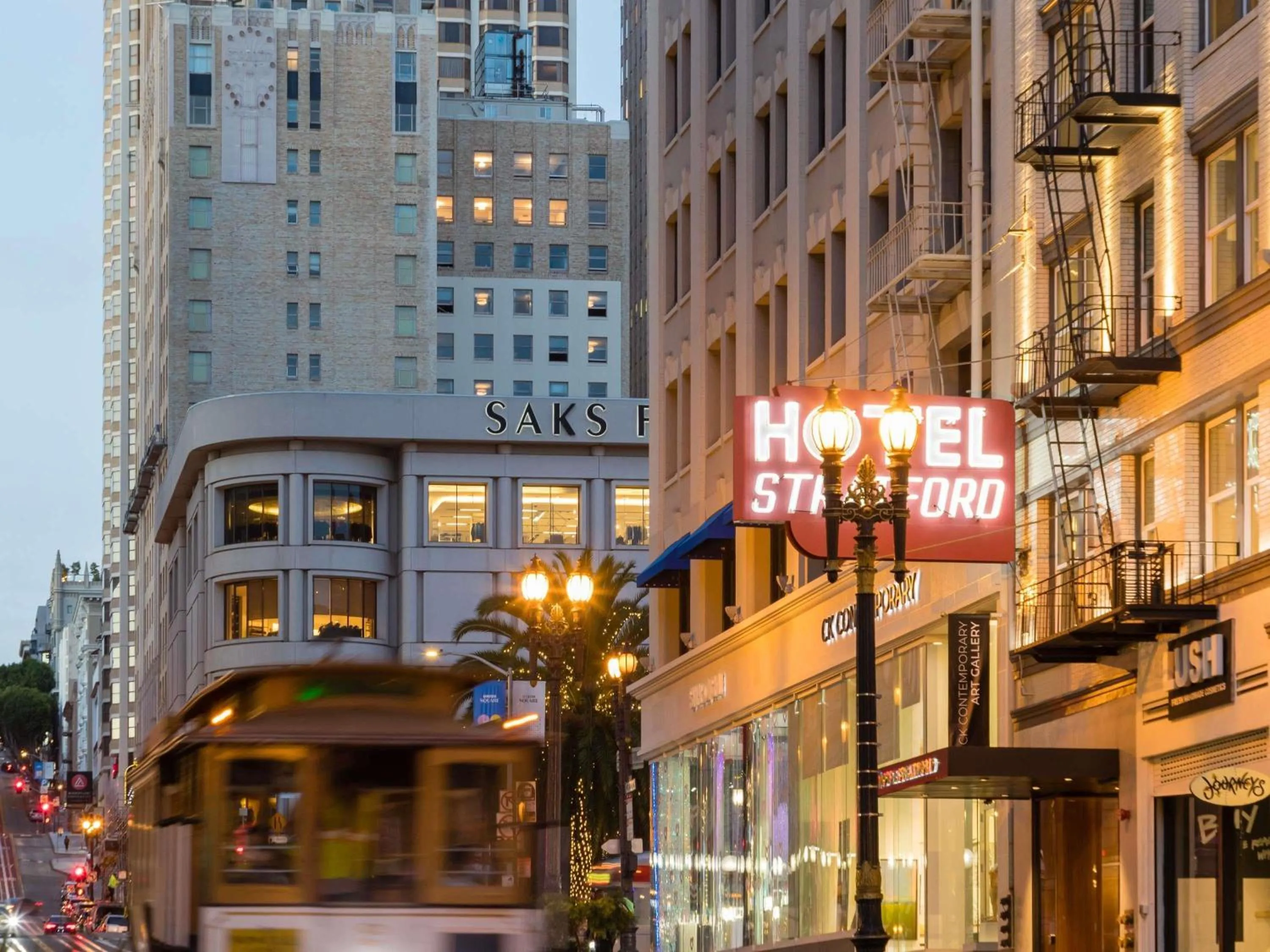 Property building in Hotel Stratford San Francisco - Handwritten Collection