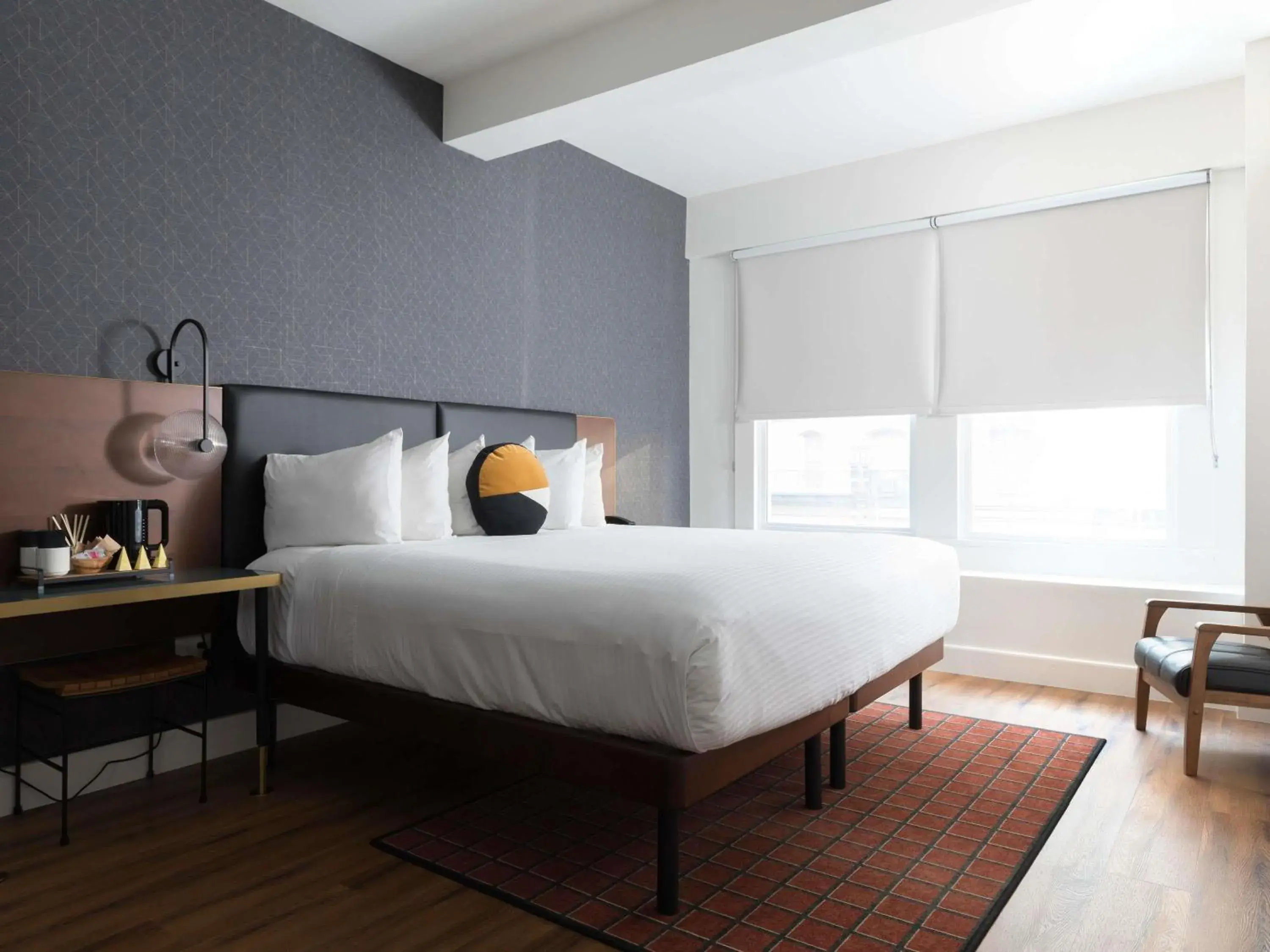 Bedroom, Bed in Hotel Stratford San Francisco - Handwritten Collection Bedroom, Bed in Hotel Stratford San Francisco - Handwritten Collection