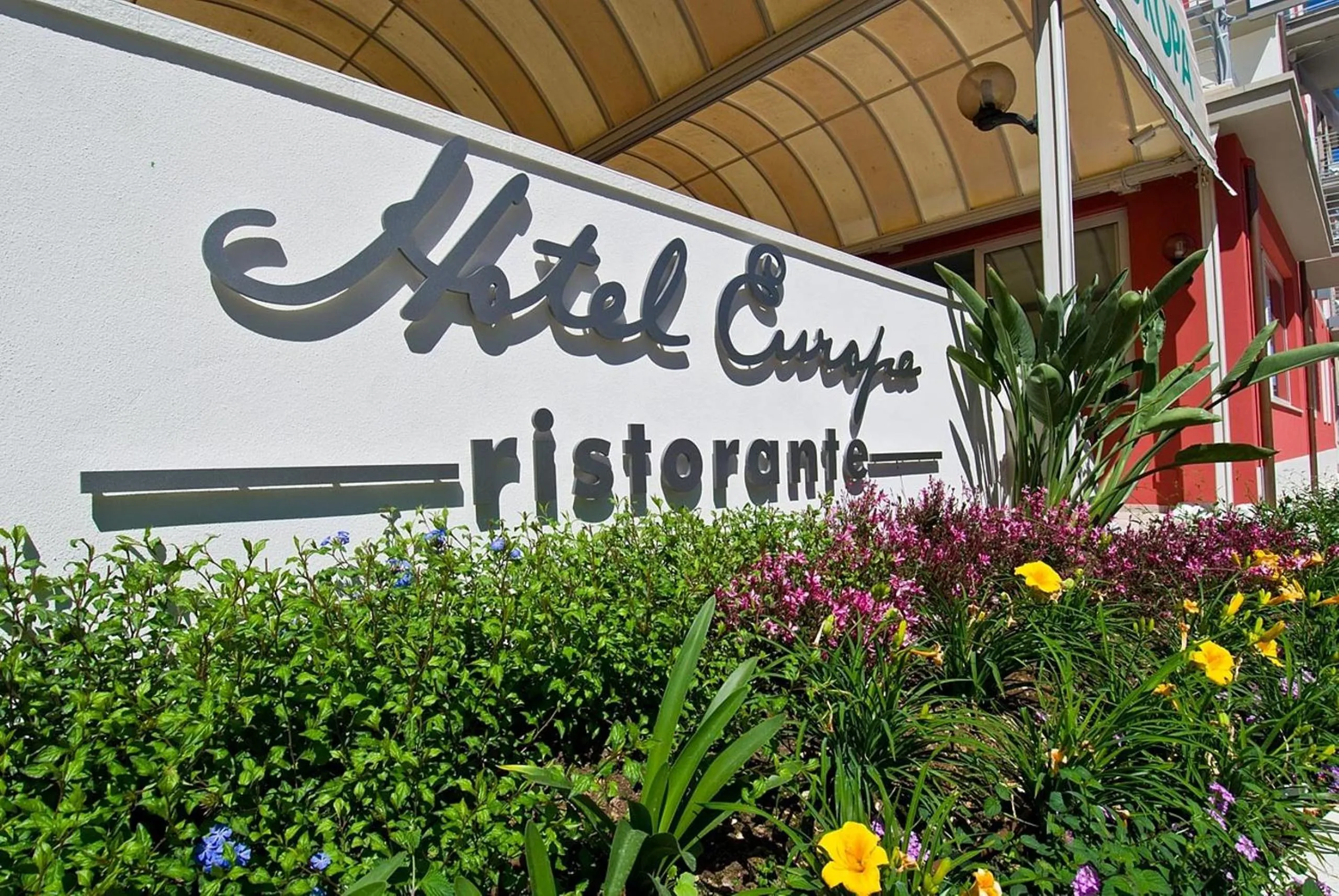 Facade/entrance in Hotel Europa