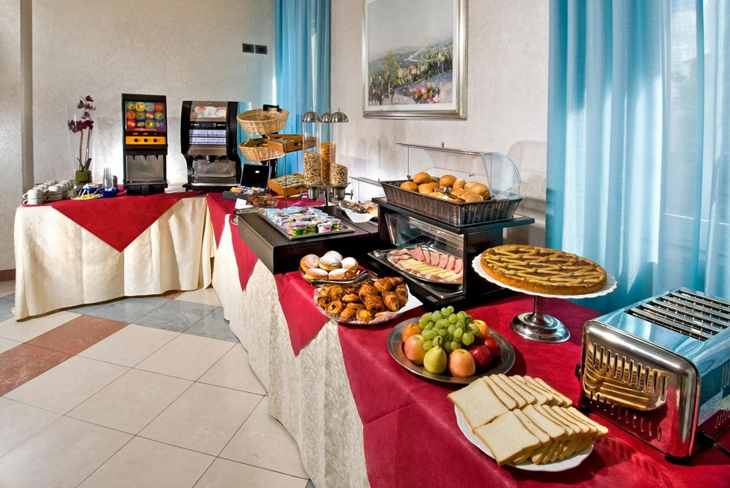 Continental breakfast in Hotel Europa