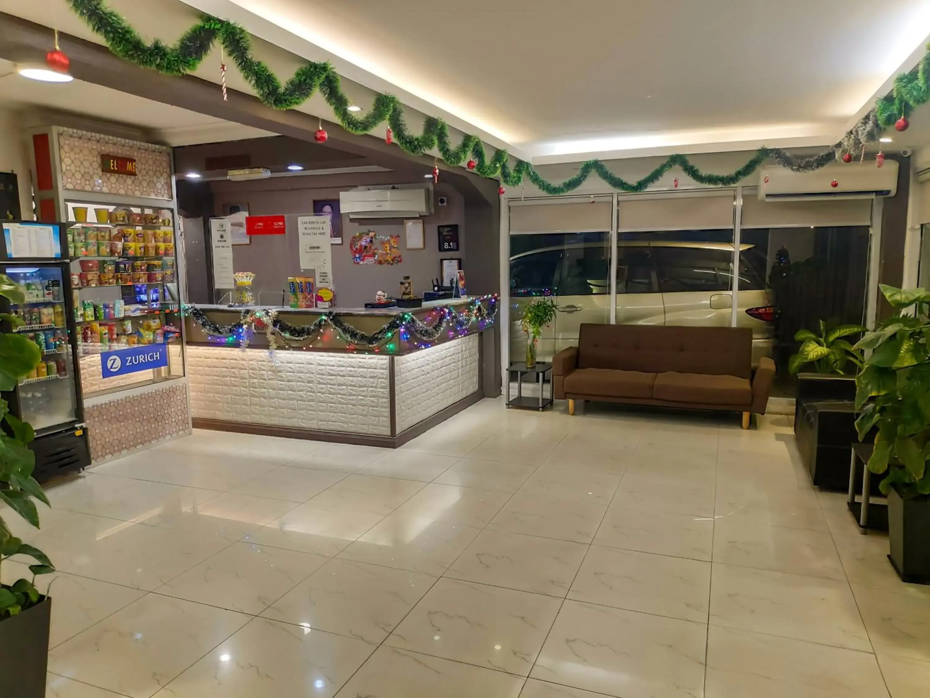 Lobby or reception in Palace Inn Lobby or reception in Palace Inn