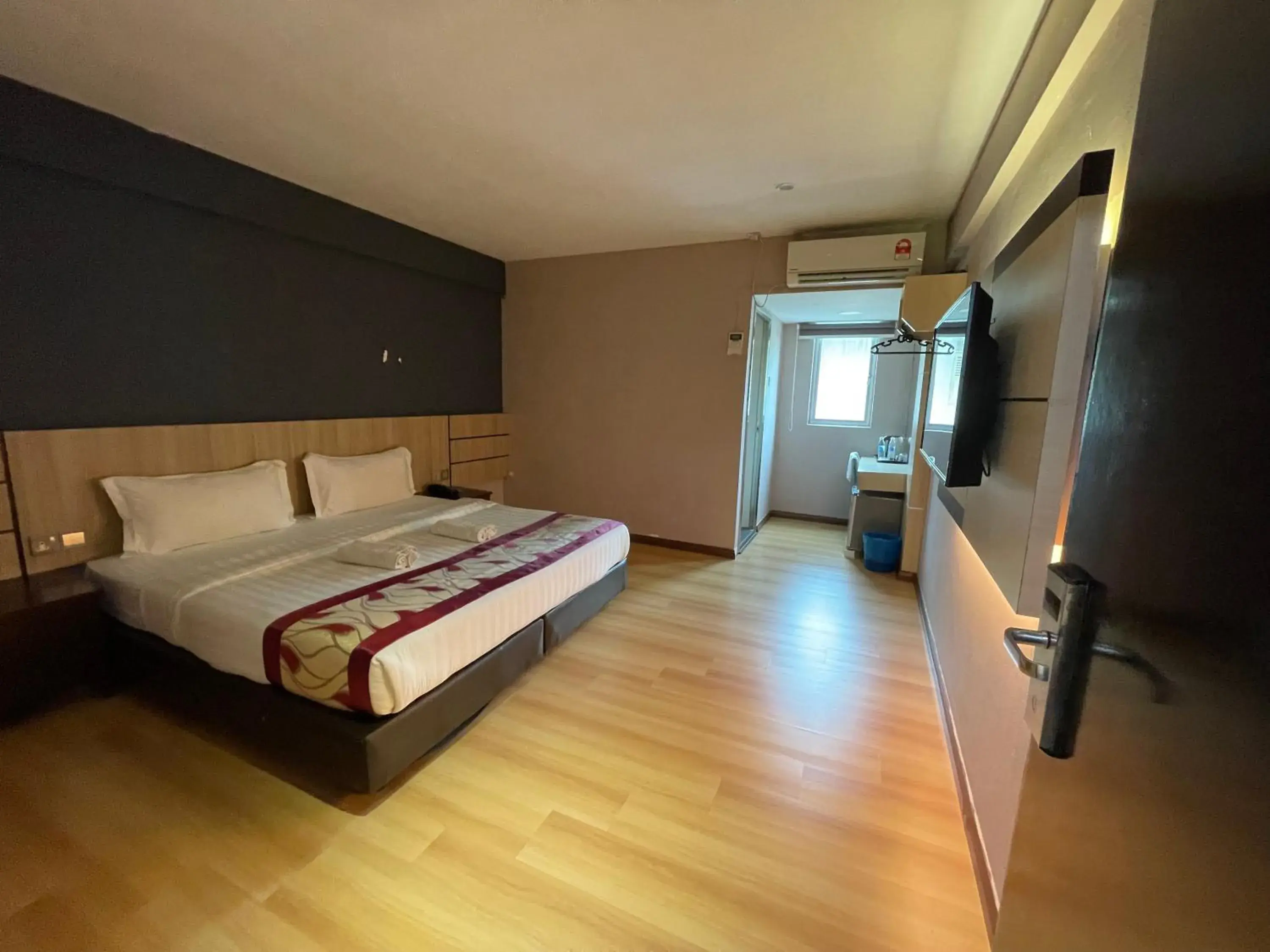 Property building, Bed in Palace Inn Property building, Bed in Palace Inn