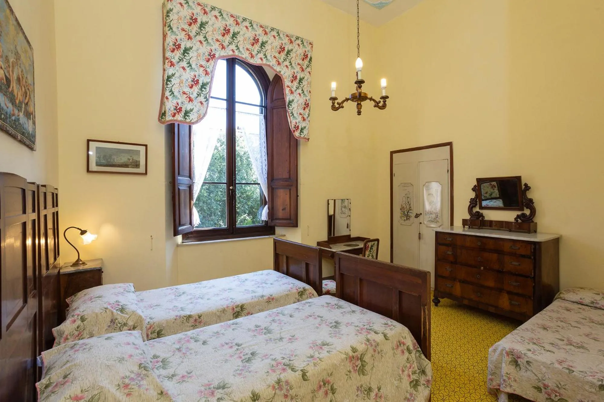 Bedroom, Bed in Residence Villa Elena