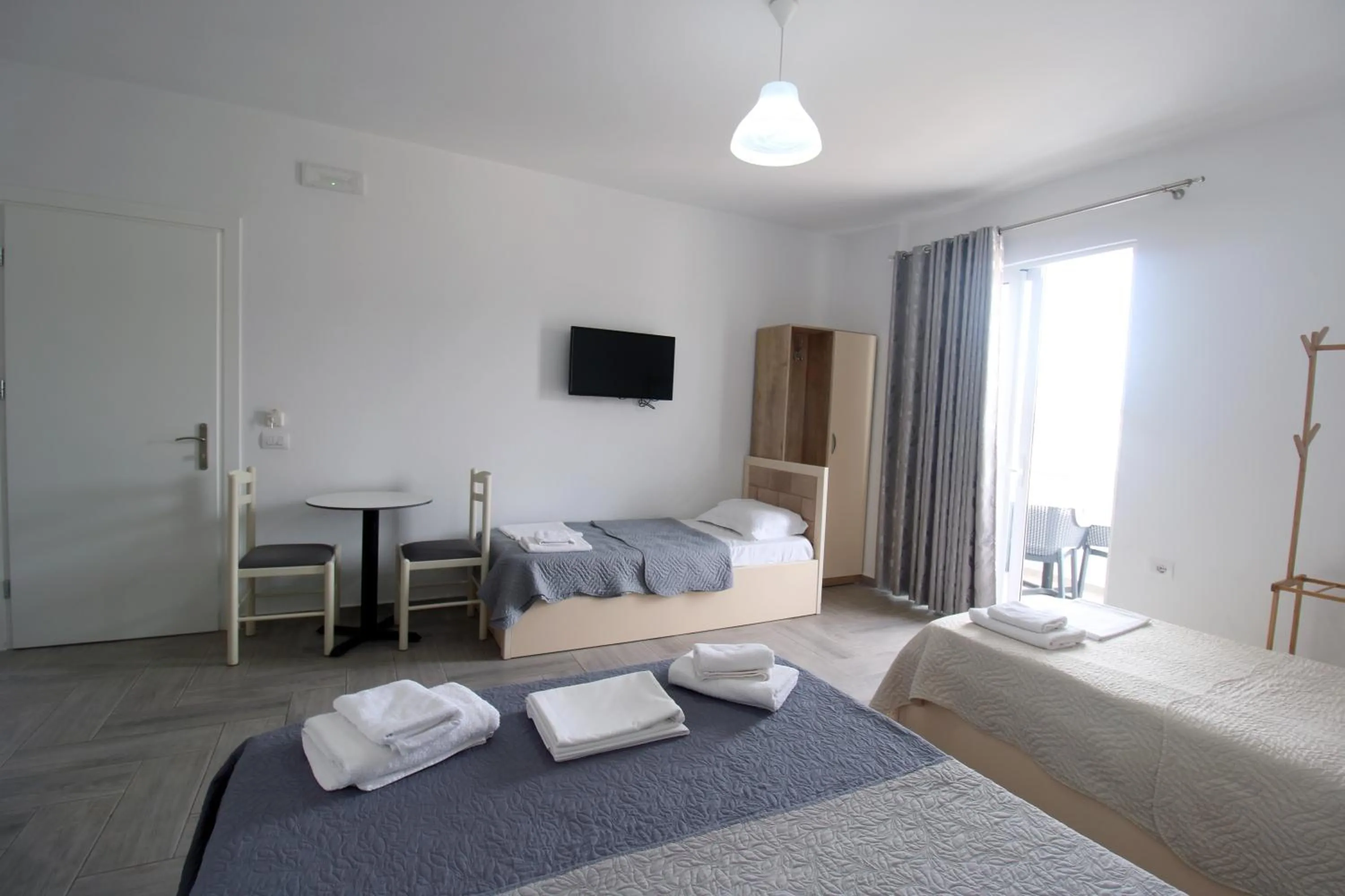 Bed in Hotel Villa Adrian