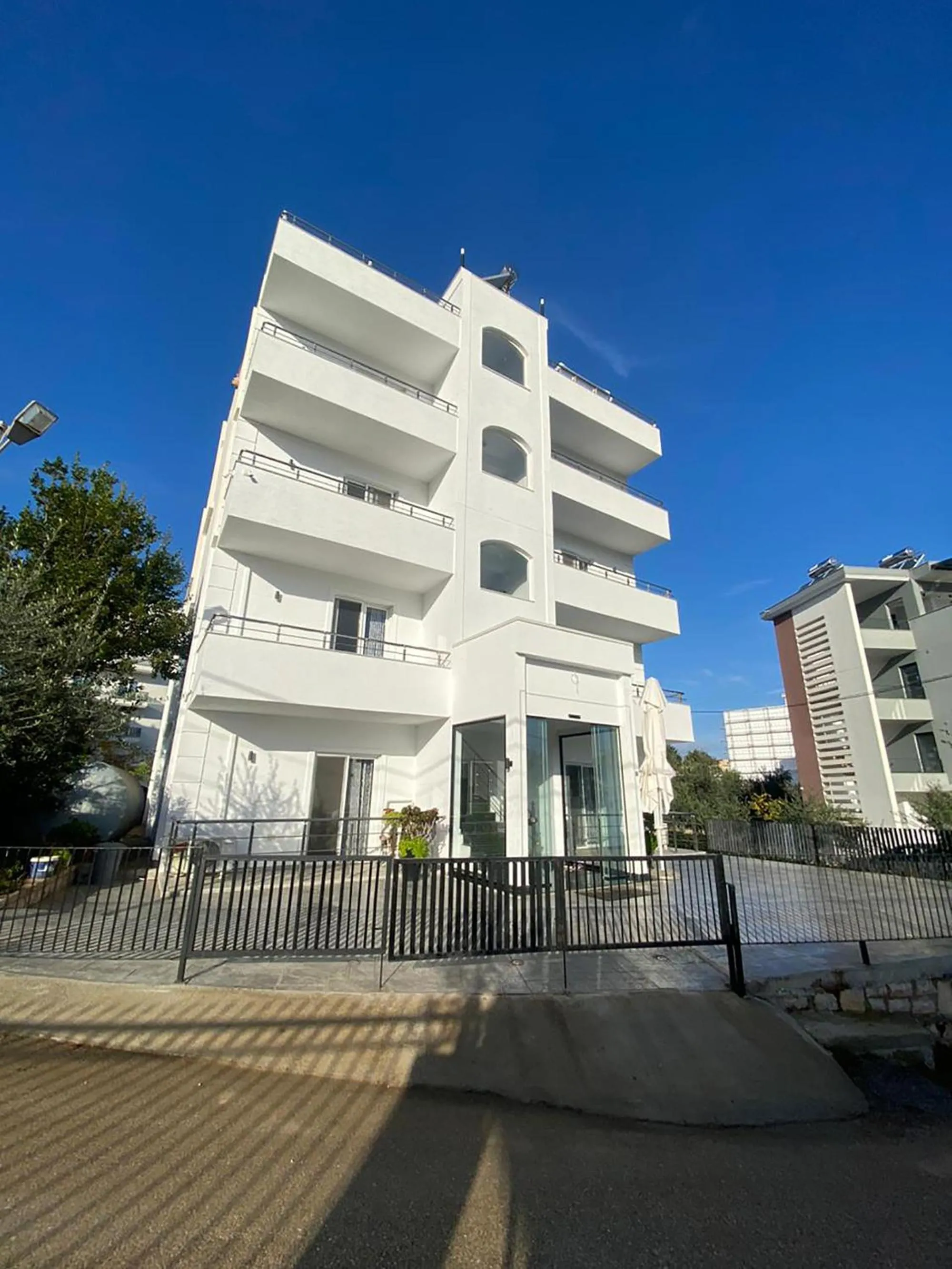Property building in Hotel Villa Adrian
