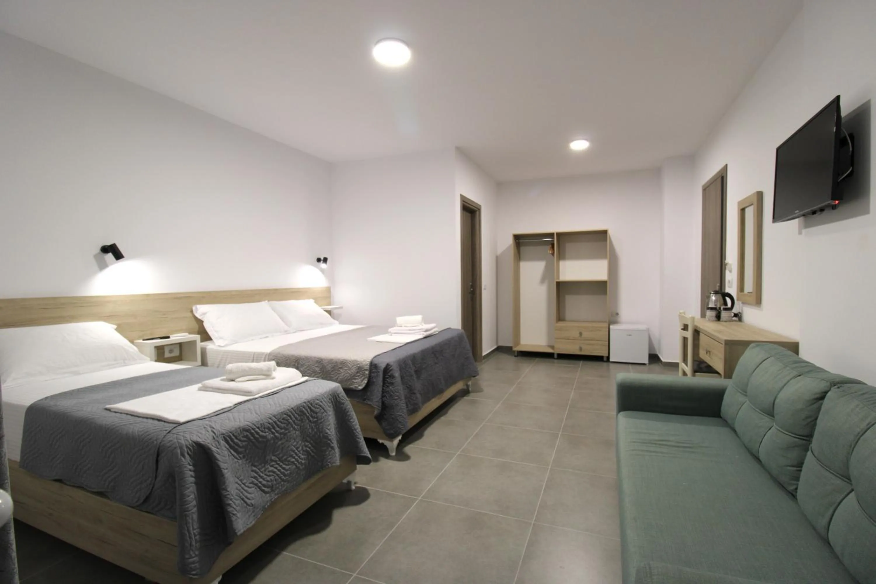 Bedroom, Bed in Hotel Villa Adrian
