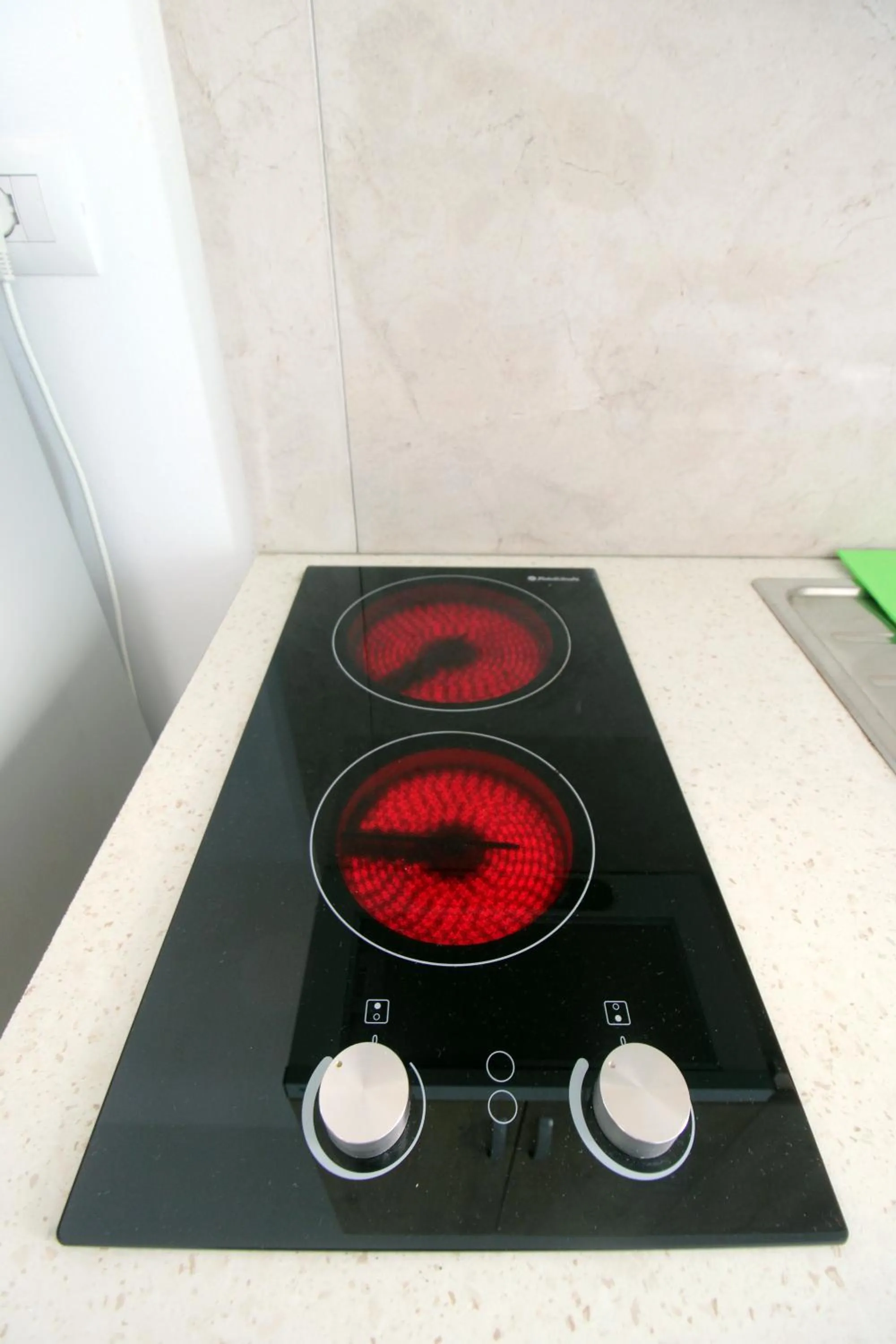 Kitchen or kitchenette in Hotel Villa Adrian