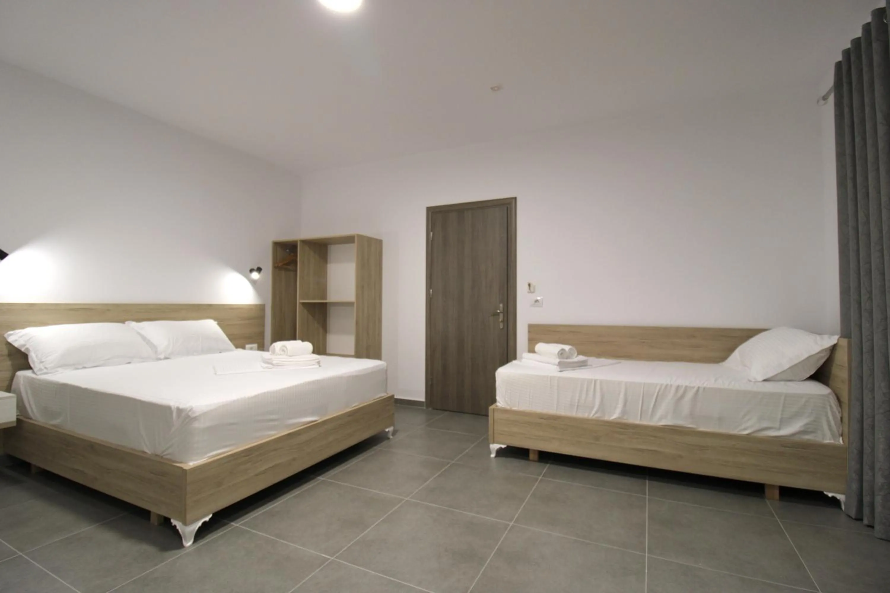 Bed in Hotel Villa Adrian
