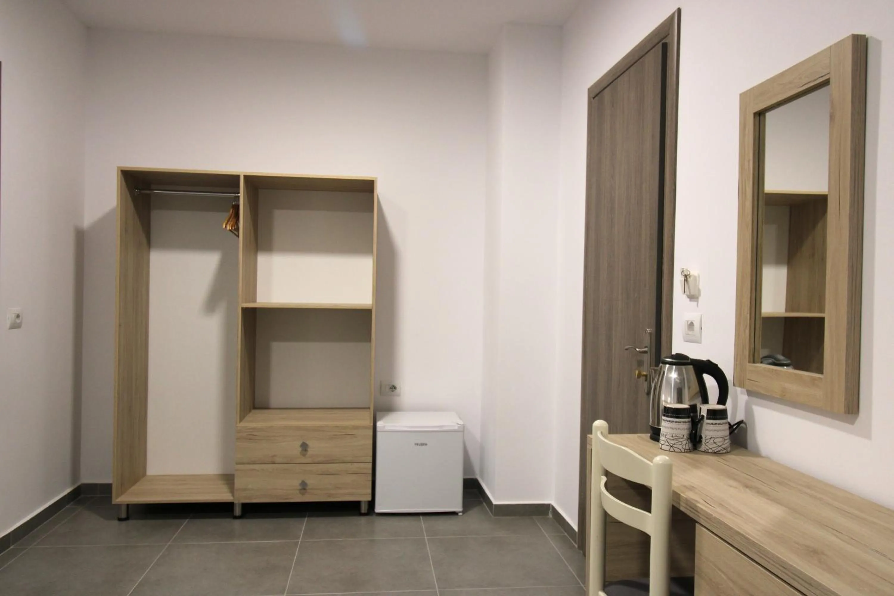 wardrobe in Hotel Villa Adrian