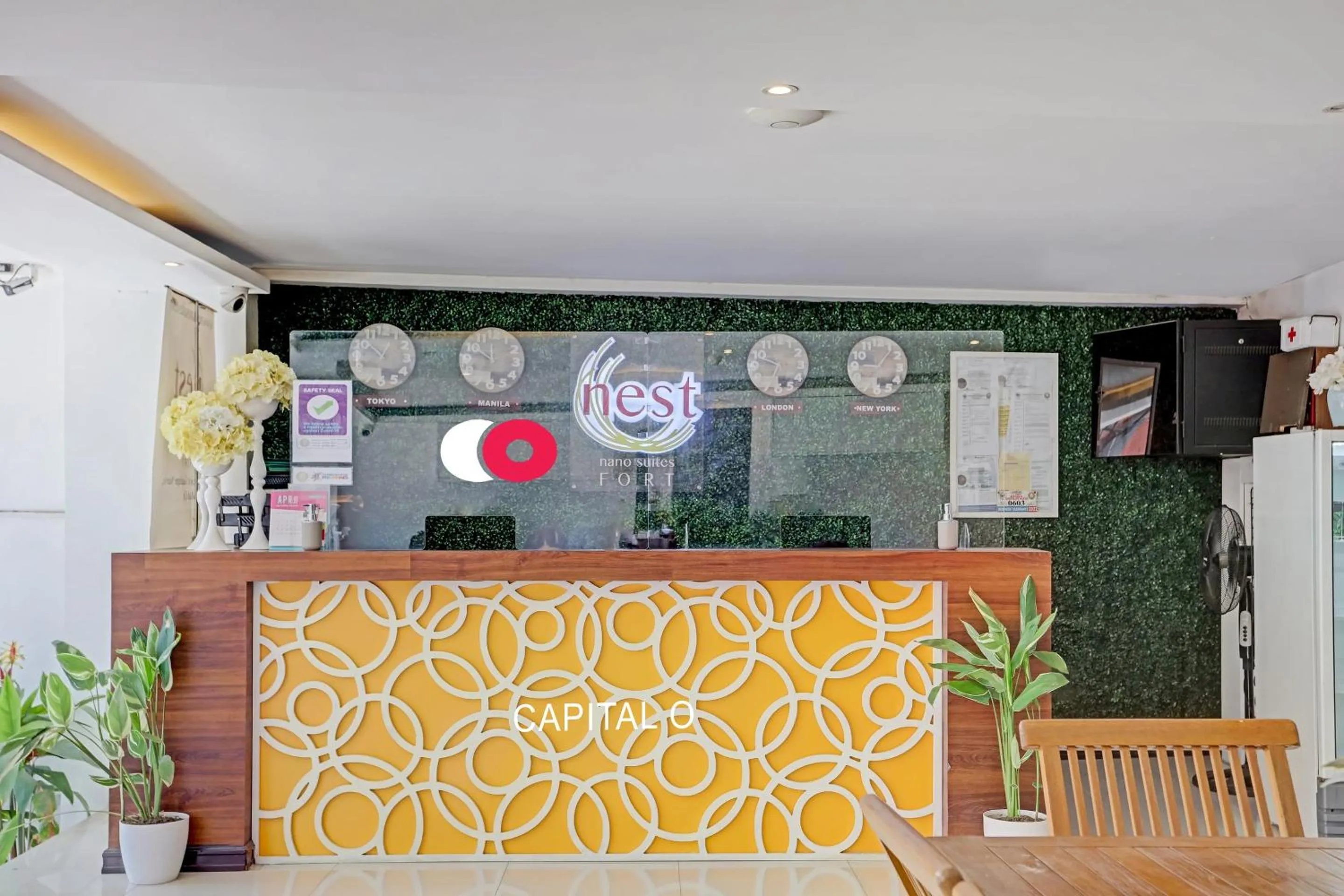 Lobby or reception in Super OYO Capital O 232 Nest Nano Suites Fort