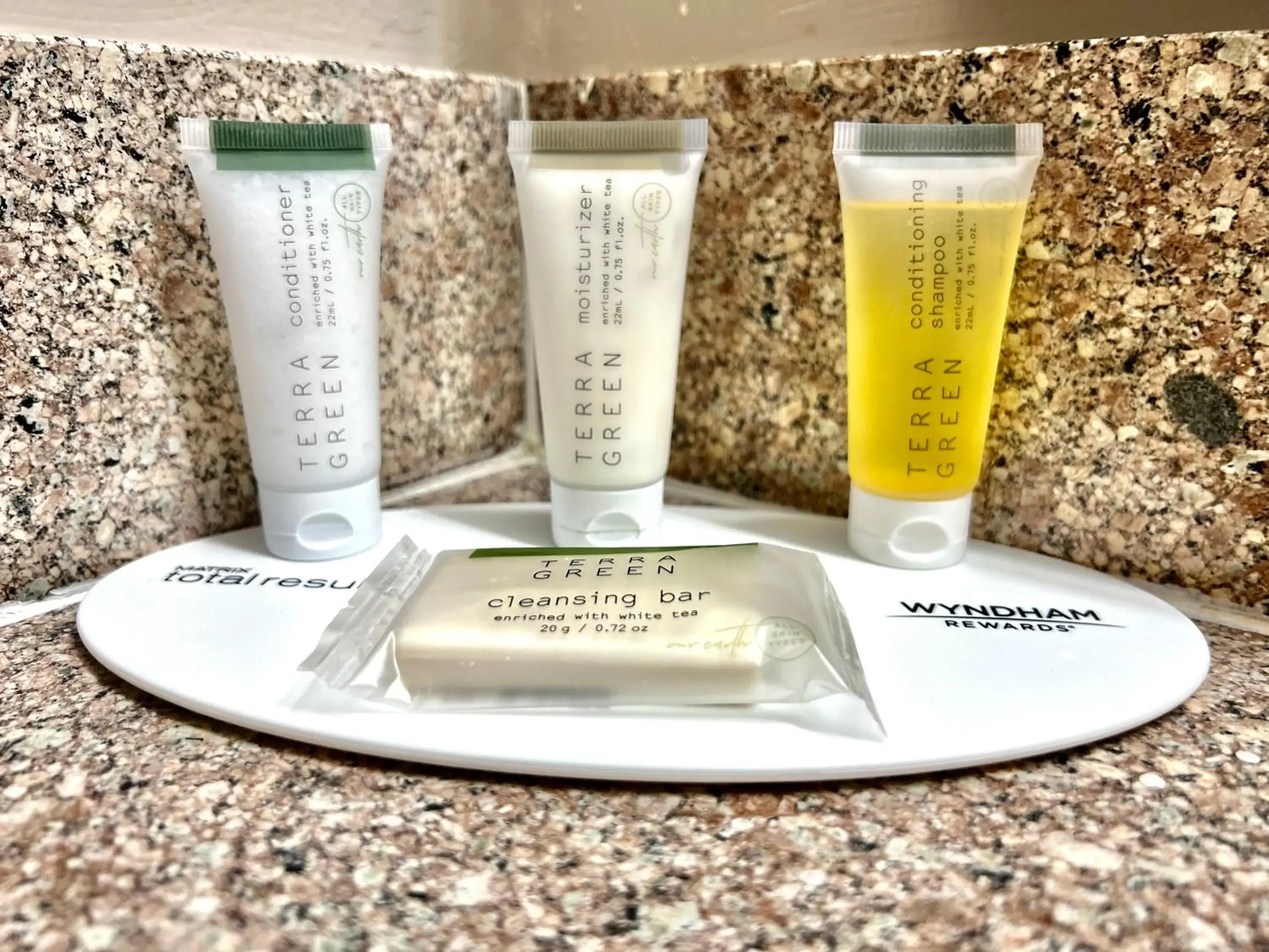 Double Room with Two Double Beds and Pool View - Non-Smoking in Days Inn by Wyndham Melbourne Double Room with Two Double Beds and Pool View - Non-Smoking in Days Inn by Wyndham Melbourne