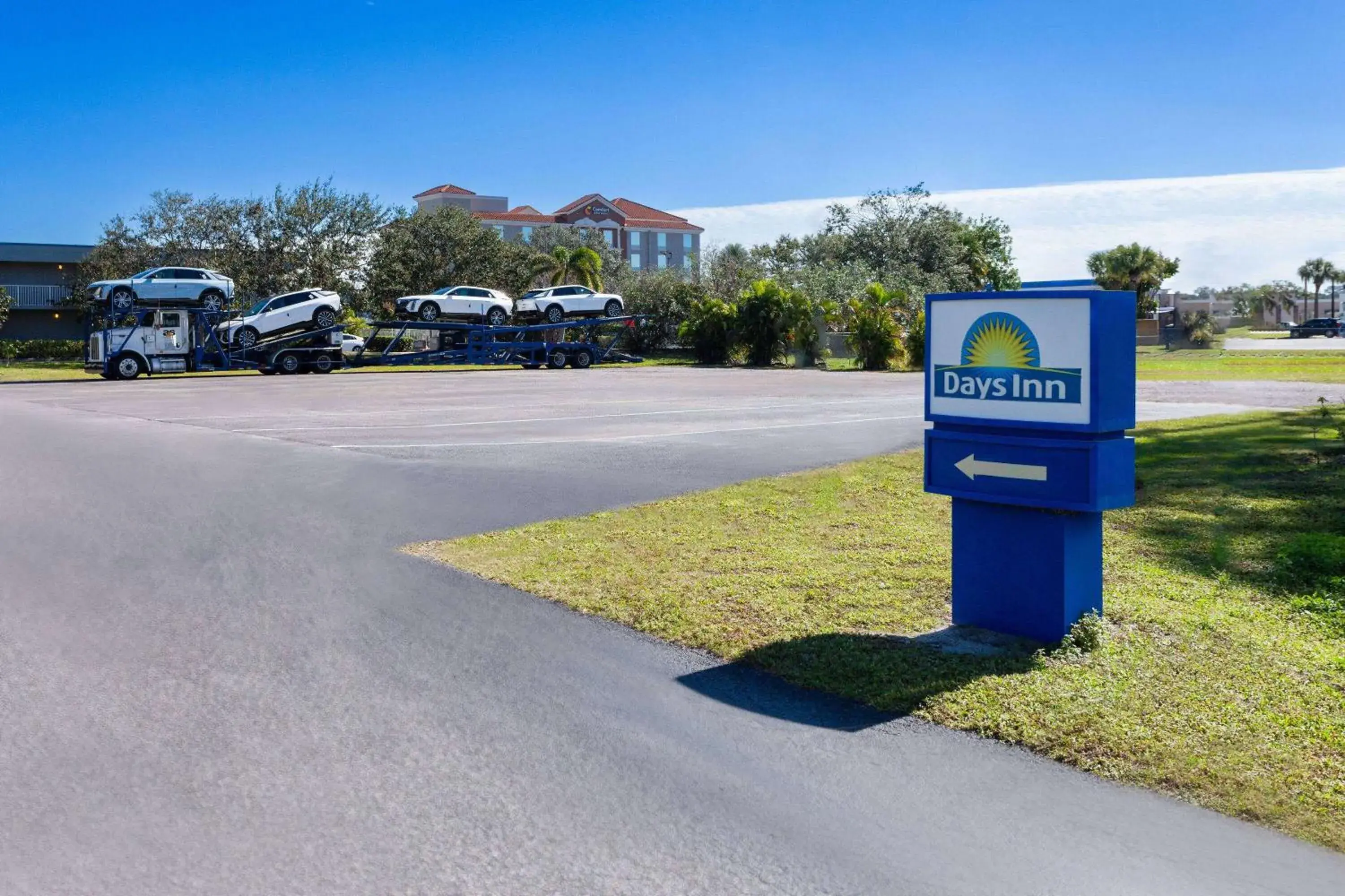 Property building in Days Inn by Wyndham Melbourne Property building in Days Inn by Wyndham Melbourne