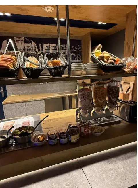 Breakfast in Ibis Budget Perigueux Boulazac