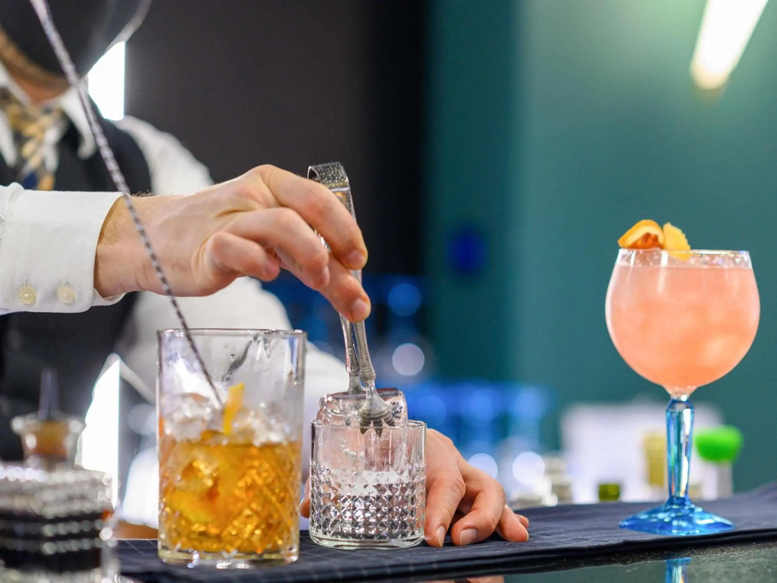 Lounge or bar in Mercure Timisoara Lounge or bar in Mercure Timisoara