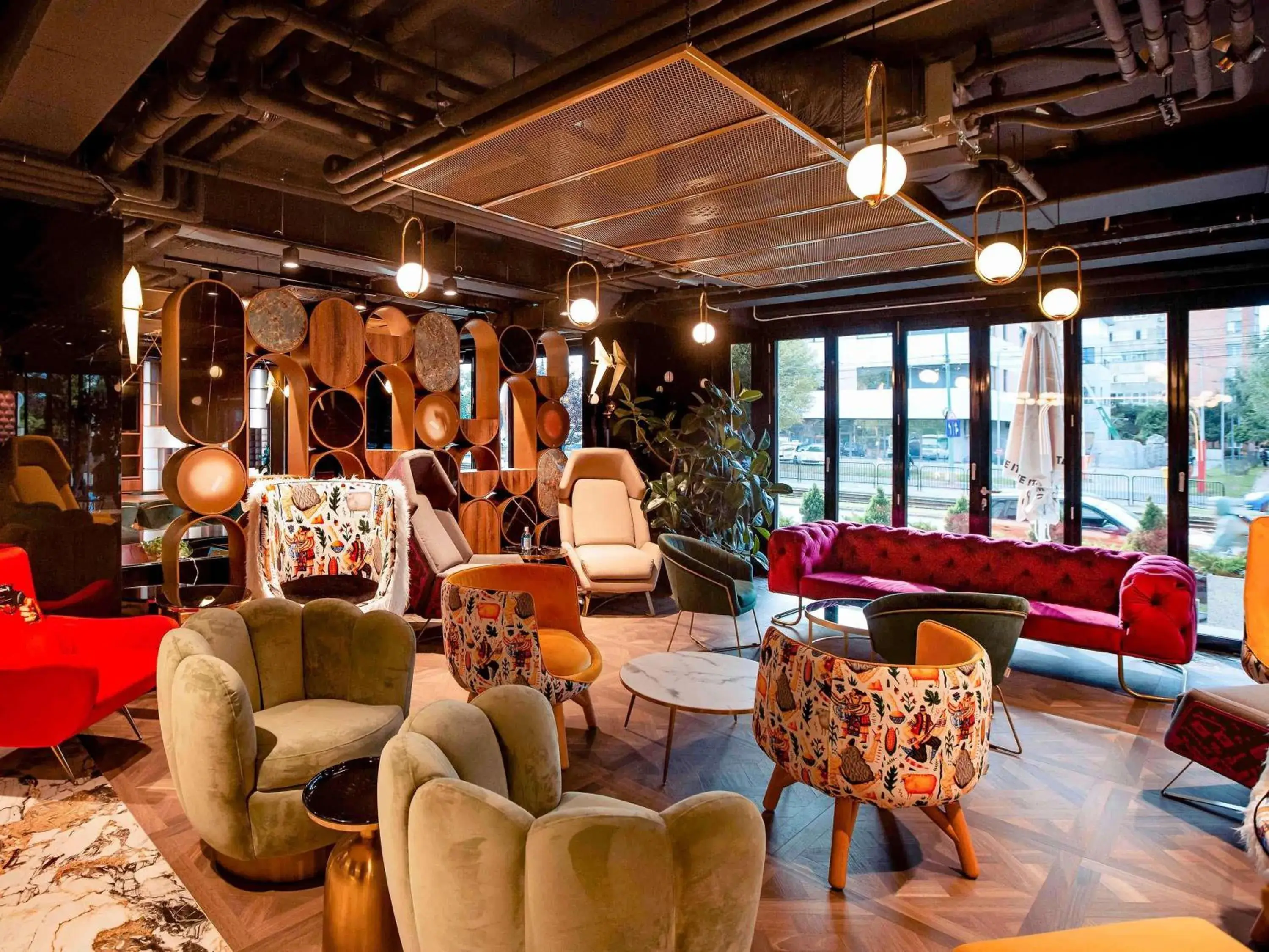 Lounge or bar in Mercure Timisoara Lounge or bar in Mercure Timisoara