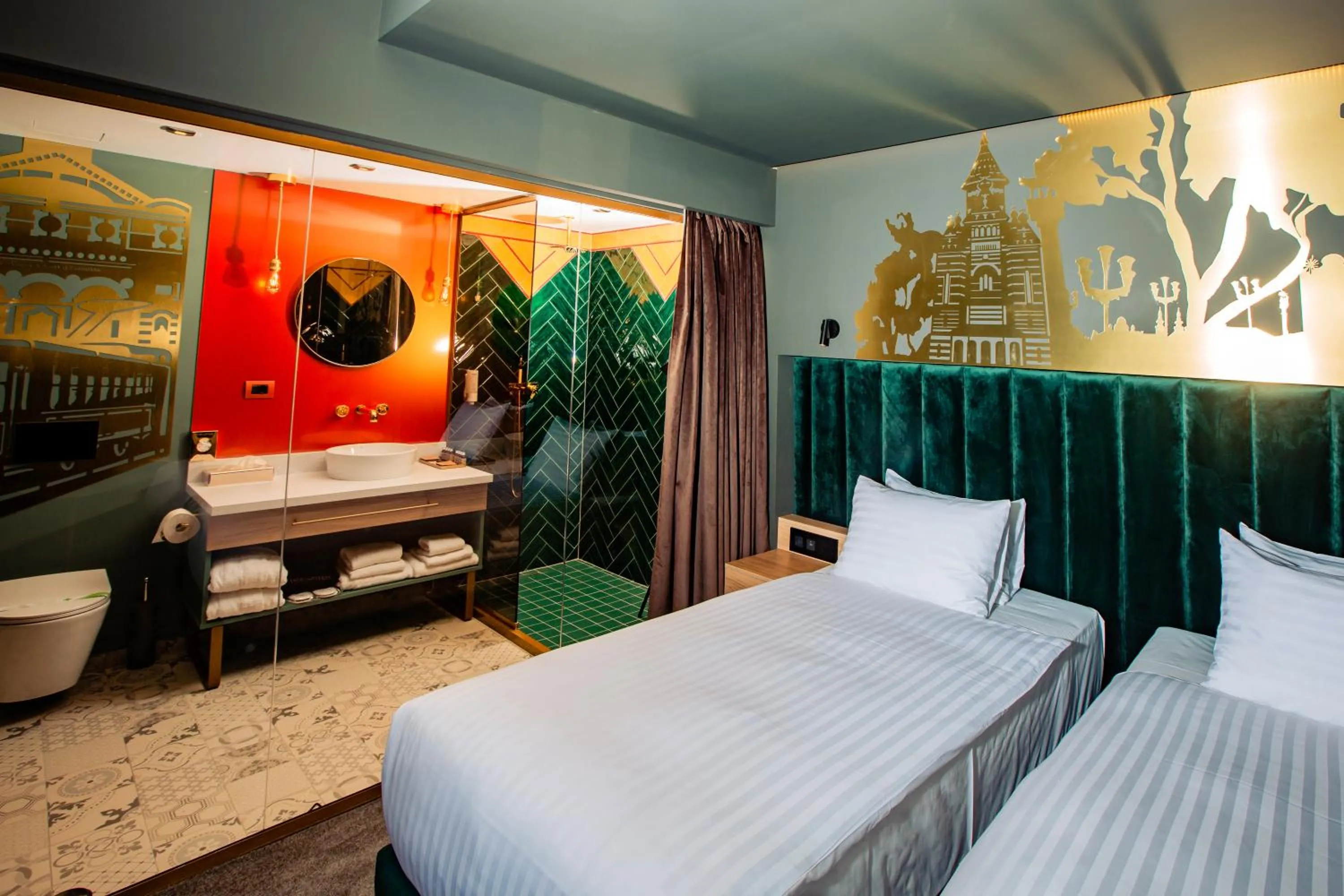 Photo of the whole room, Bed in Mercure Timisoara