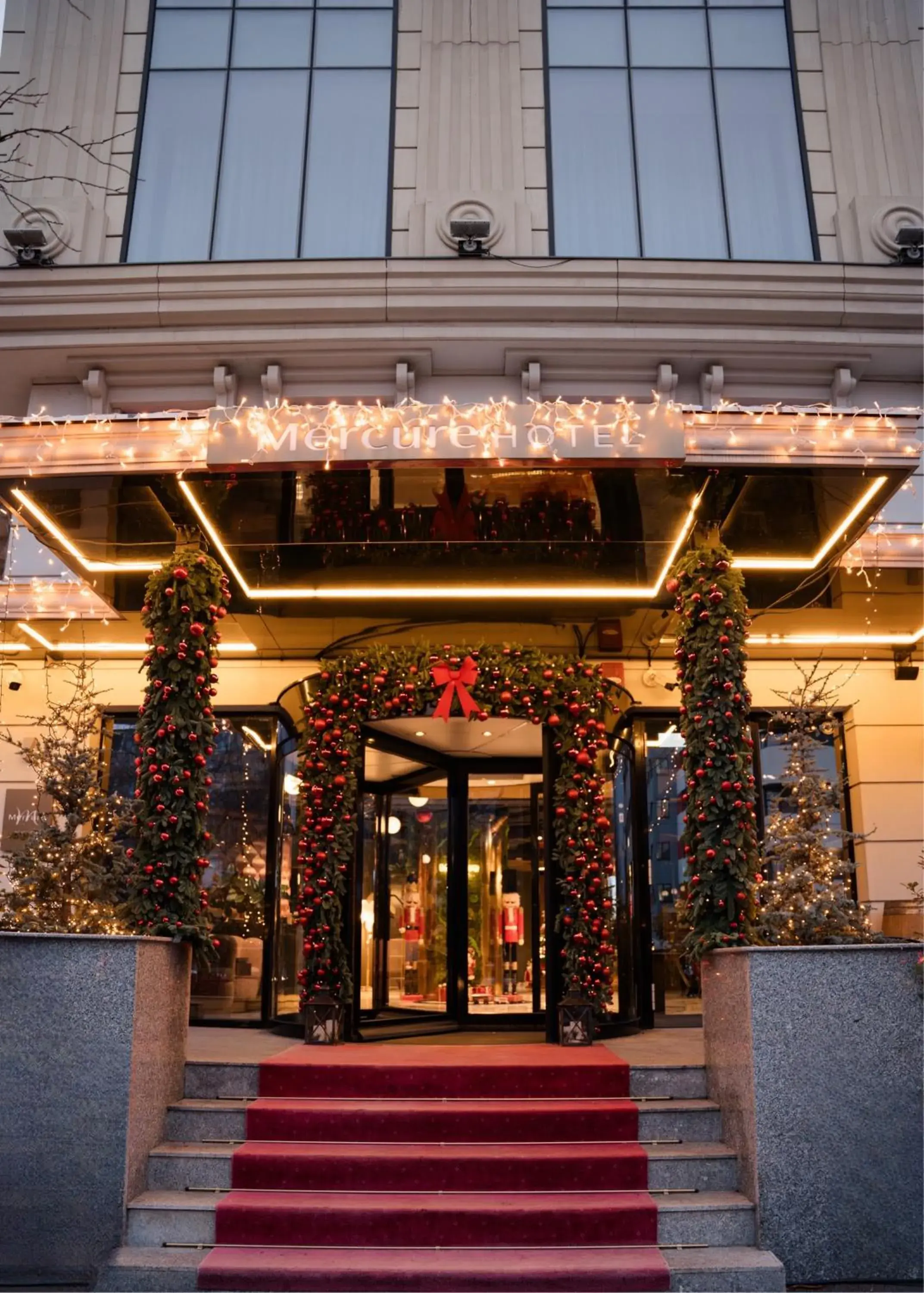 Facade/entrance in Mercure Timisoara Facade/entrance in Mercure Timisoara