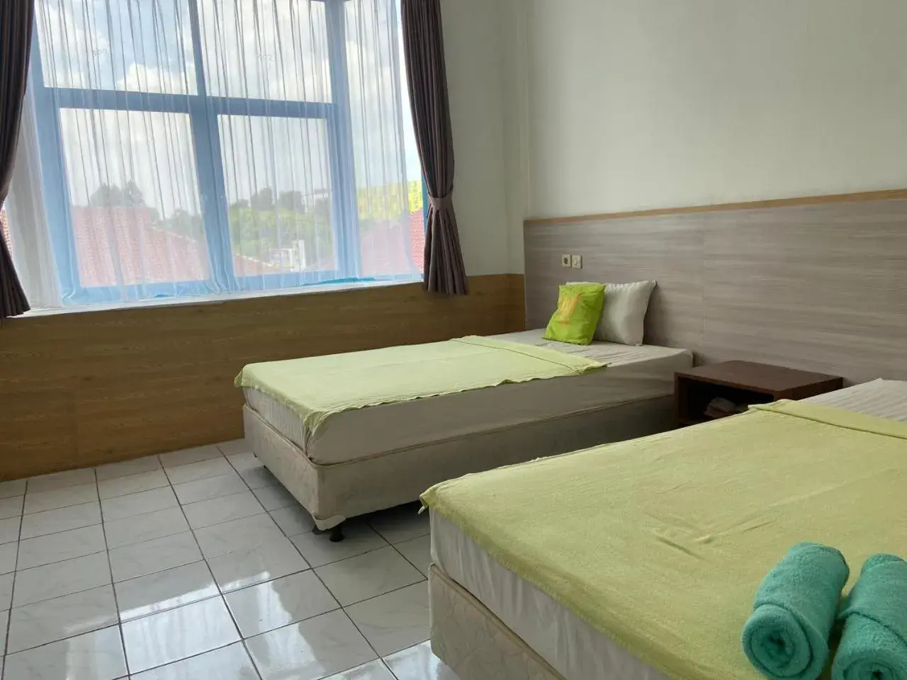 Bed in Hotel Huswah Airport Bed in Hotel Huswah Airport