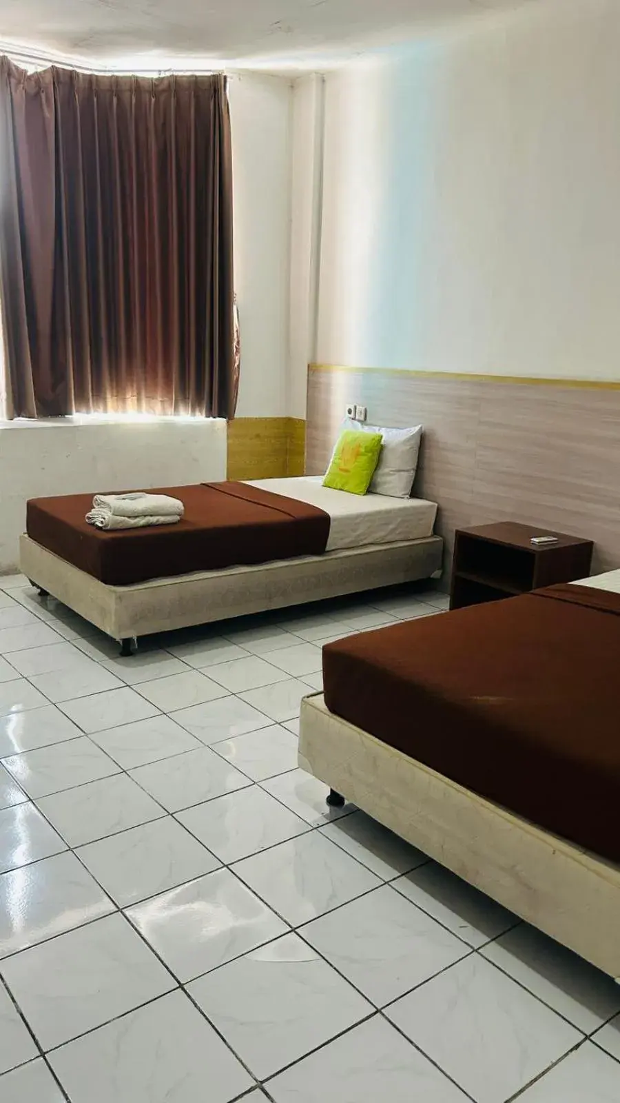 Bed in Hotel Huswah Airport Bed in Hotel Huswah Airport