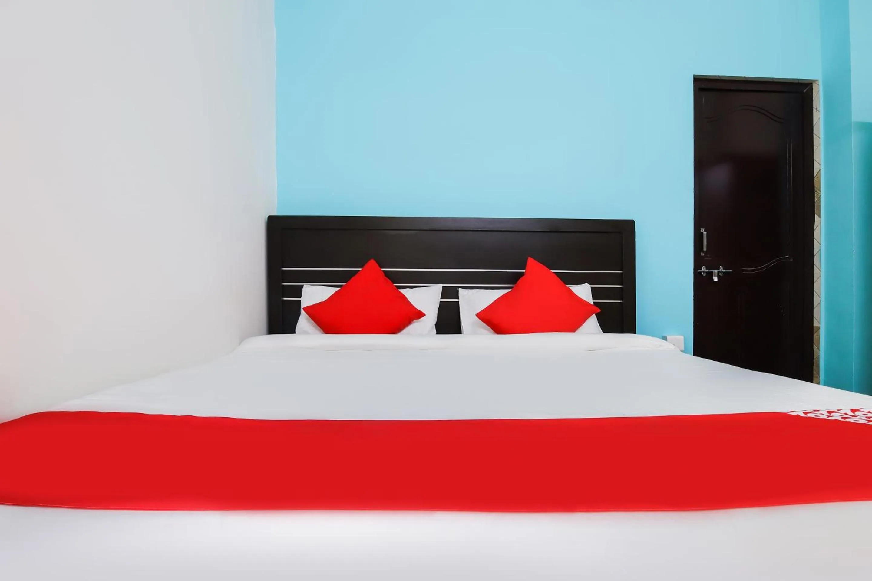 Bedroom in Hotel O Udaipur Valley