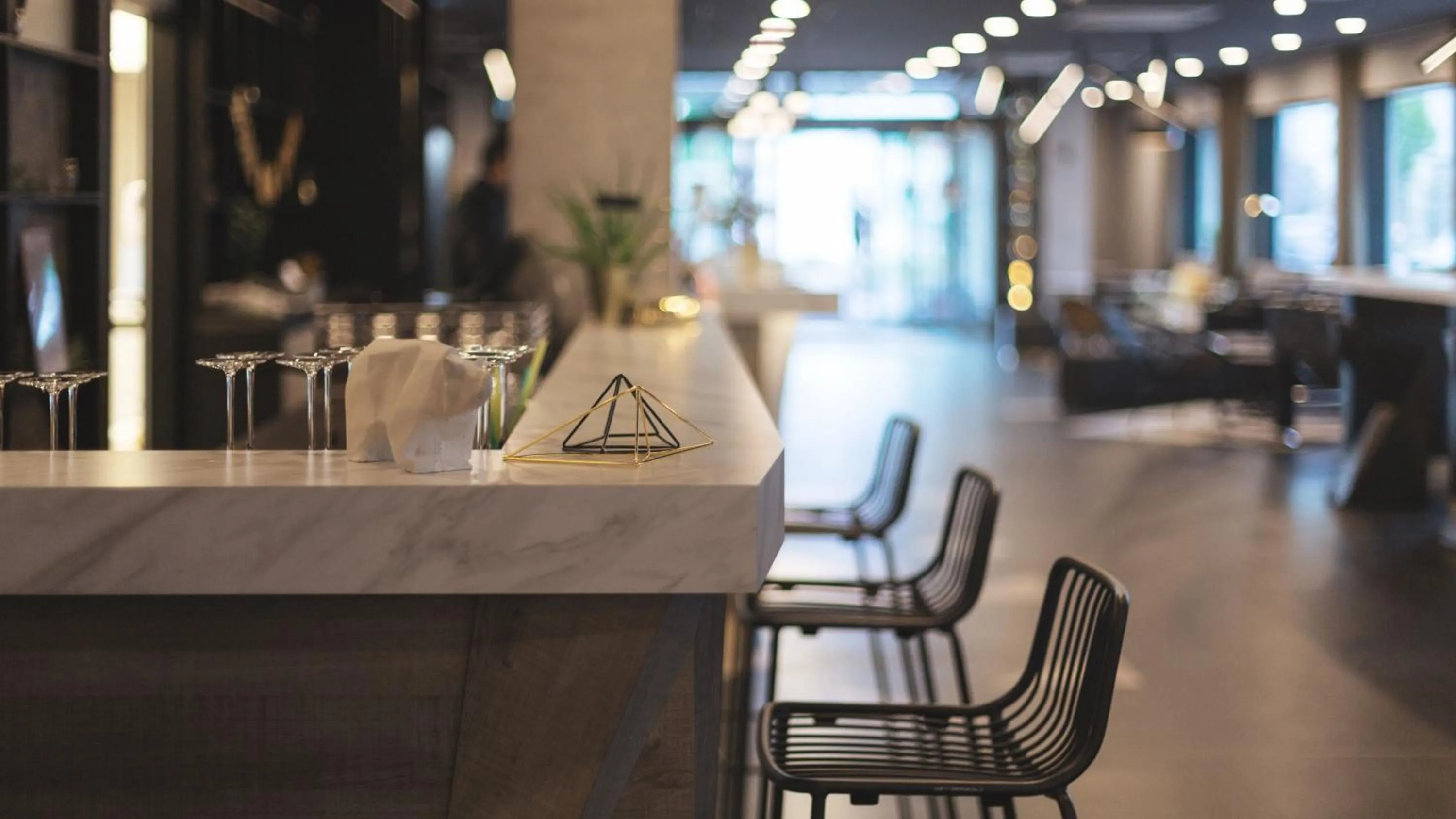 Lounge or bar in Holiday Inn - the niu, Coin Frankfurt Ostend by IHG