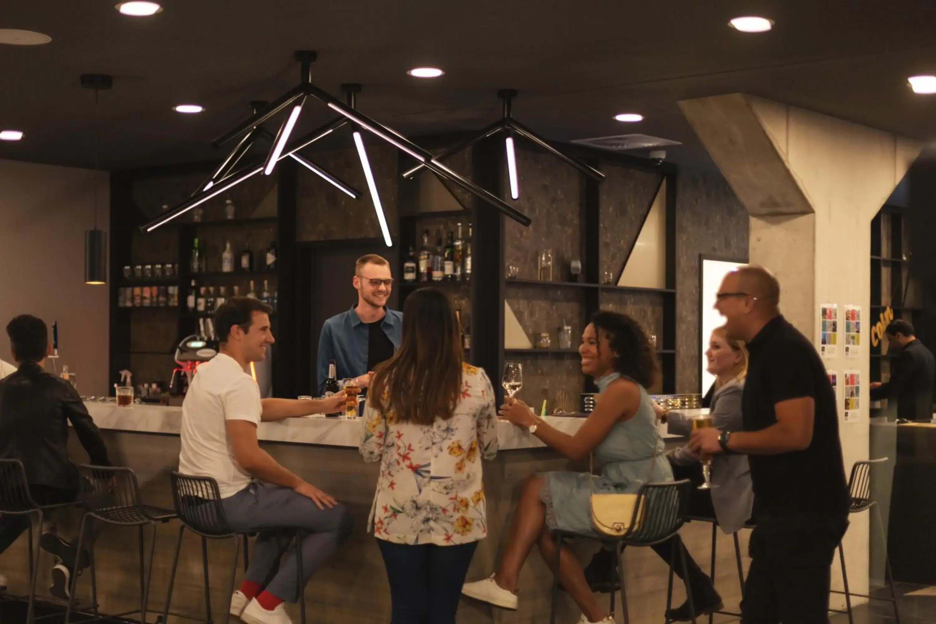 Lounge or bar in Holiday Inn - the niu, Coin Frankfurt Ostend by IHG Lounge or bar in Holiday Inn - the niu, Coin Frankfurt Ostend by IHG