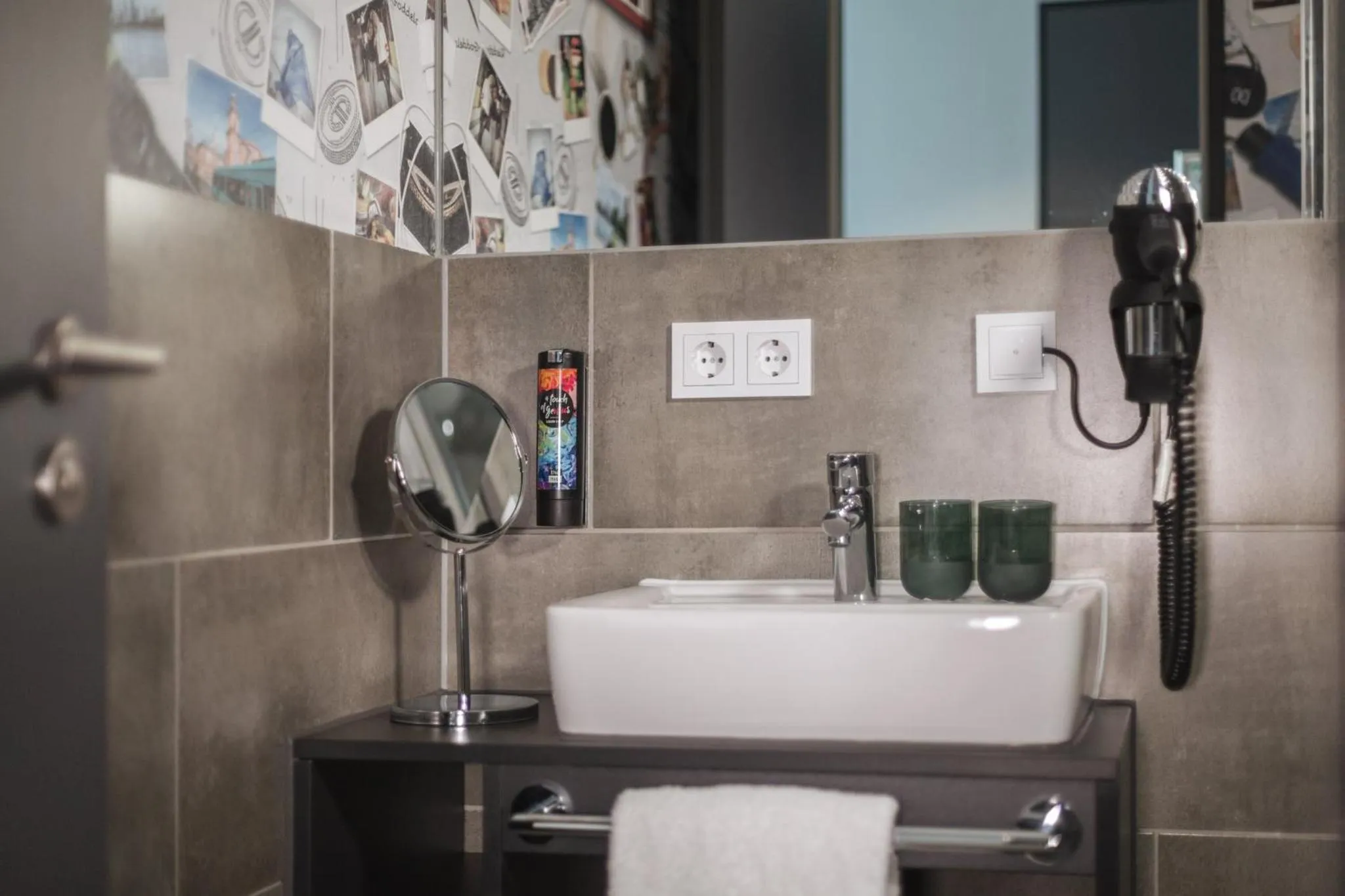 Bathroom in Holiday Inn - the niu, Coin Frankfurt Ostend by IHG