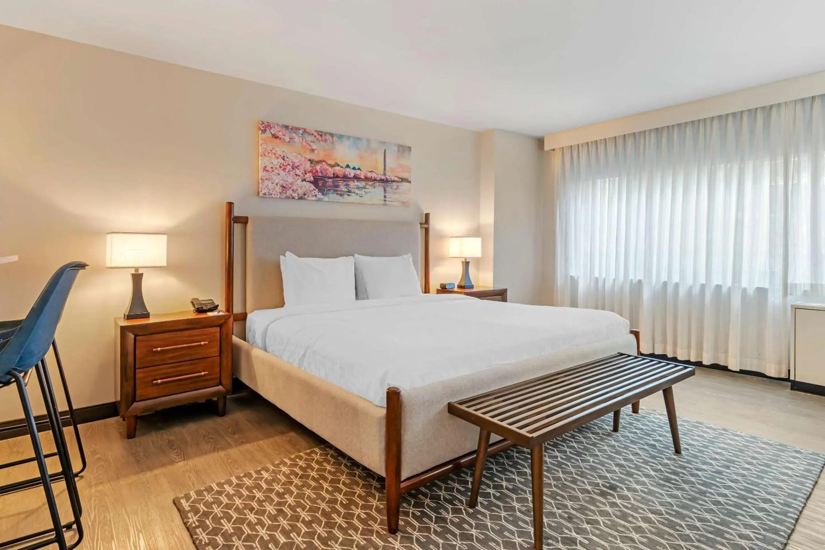 Bedroom, Bed in Sonder The Quincy Bedroom, Bed in Sonder The Quincy