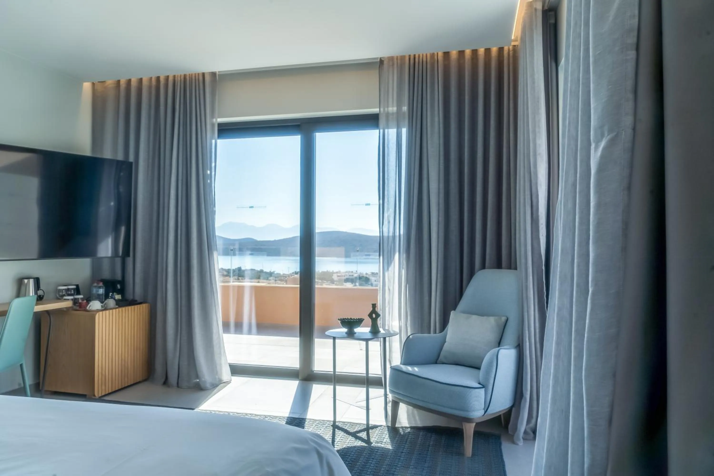 Bed in Cayo Exclusive Resort & Spa