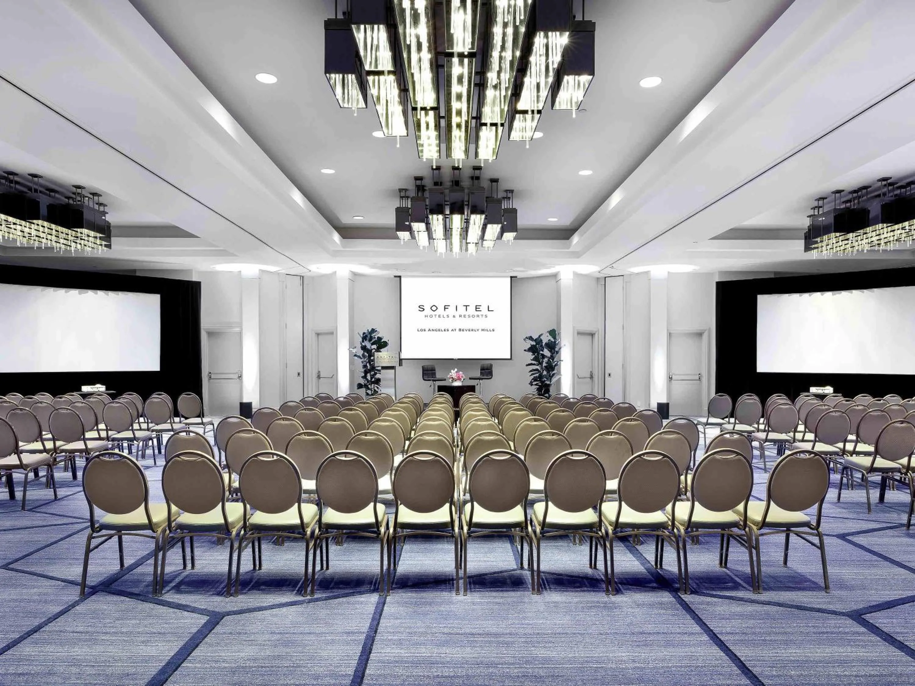 Meeting/conference room in Hotel Sofitel Los Angeles at Beverly Hills
