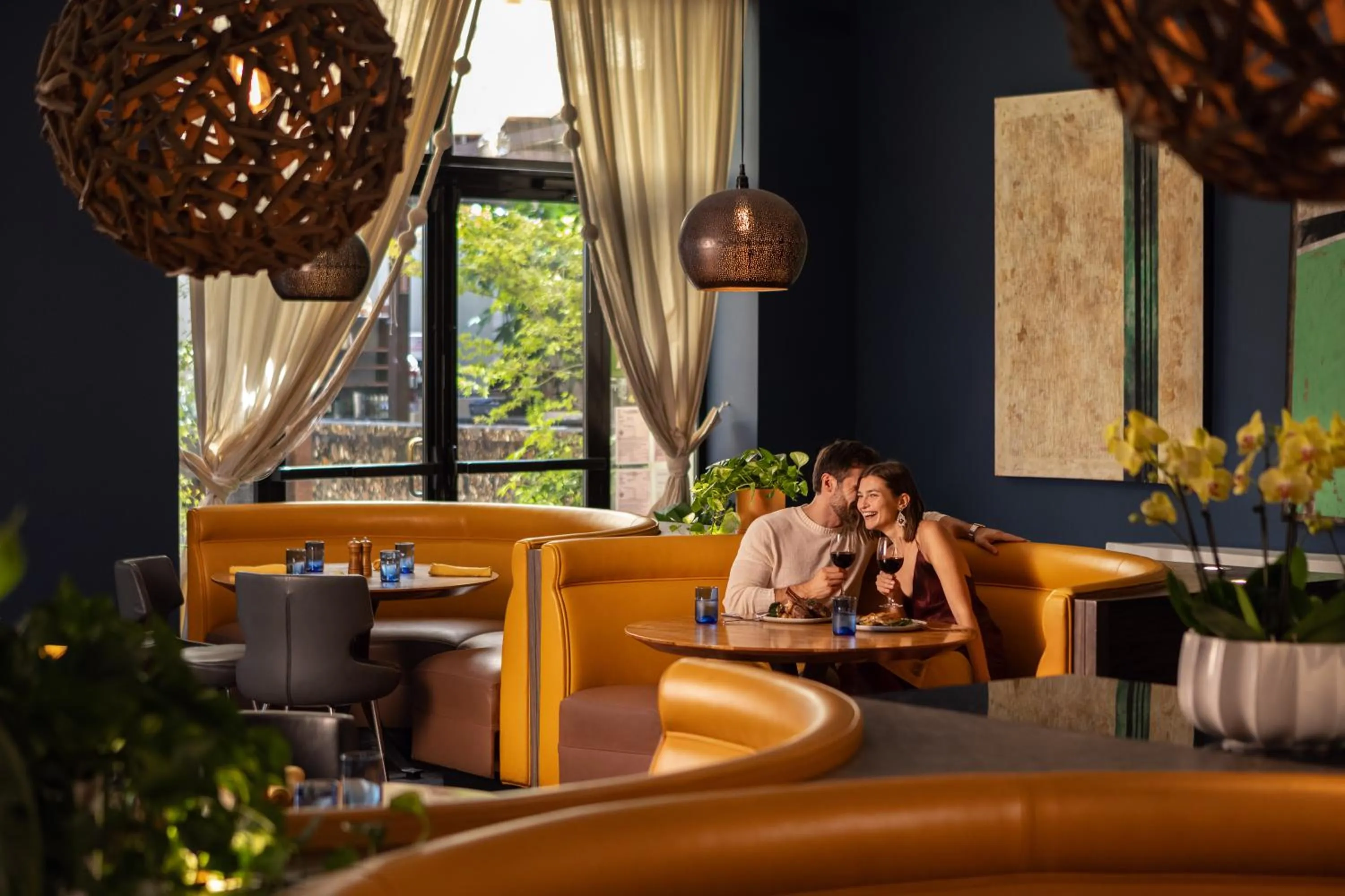 Restaurant/places to eat in Hotel Sofitel Los Angeles at Beverly Hills