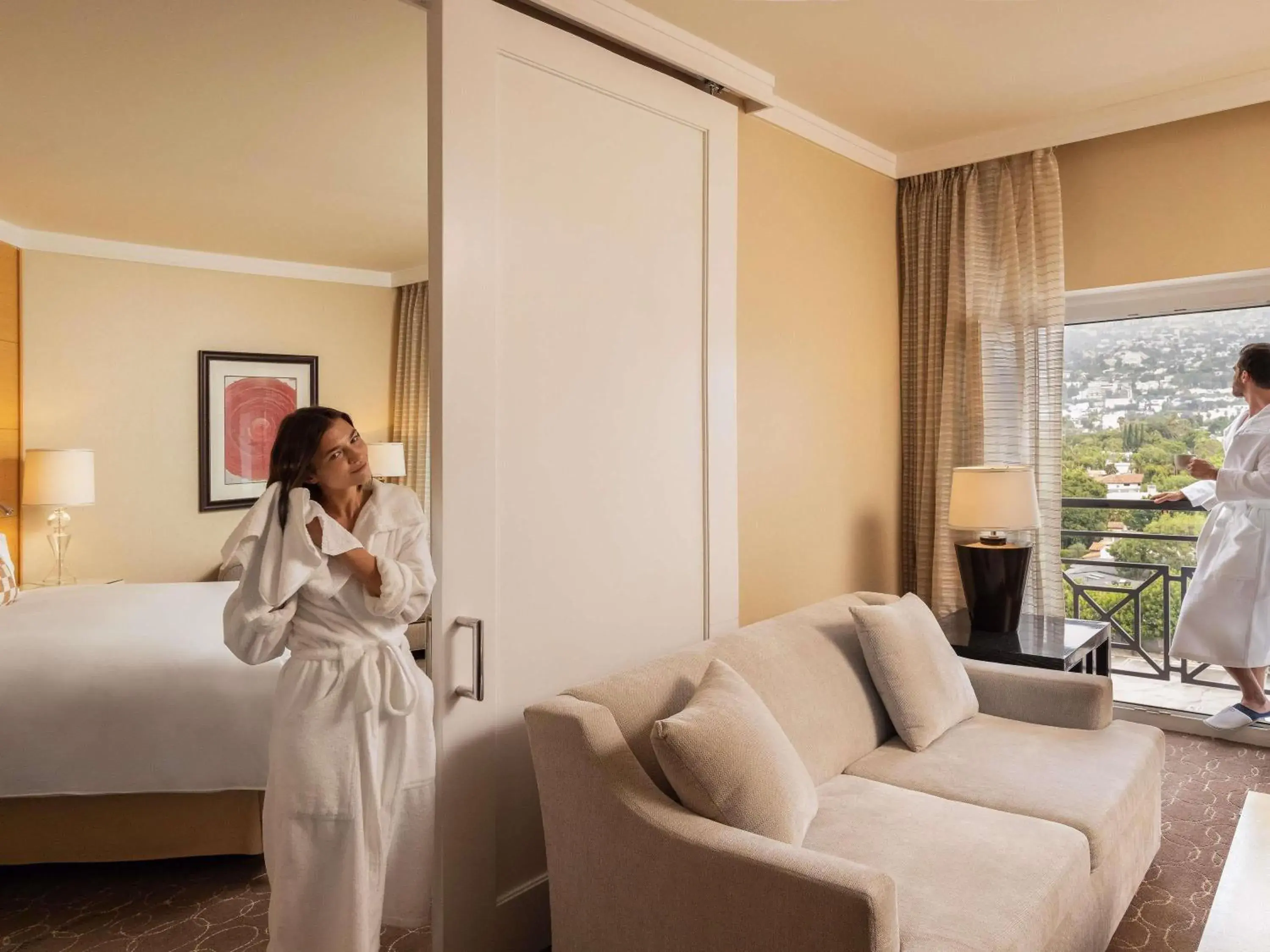 Bedroom, Bed in Hotel Sofitel Los Angeles at Beverly Hills Bedroom, Bed in Hotel Sofitel Los Angeles at Beverly Hills