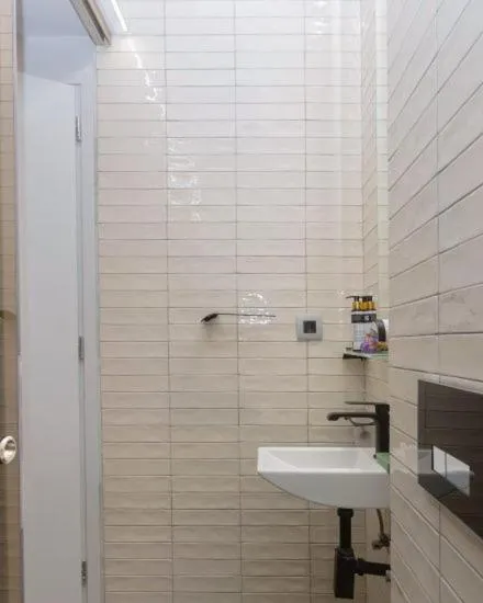 Bathroom in LOC HOSPITALITY Urban Den