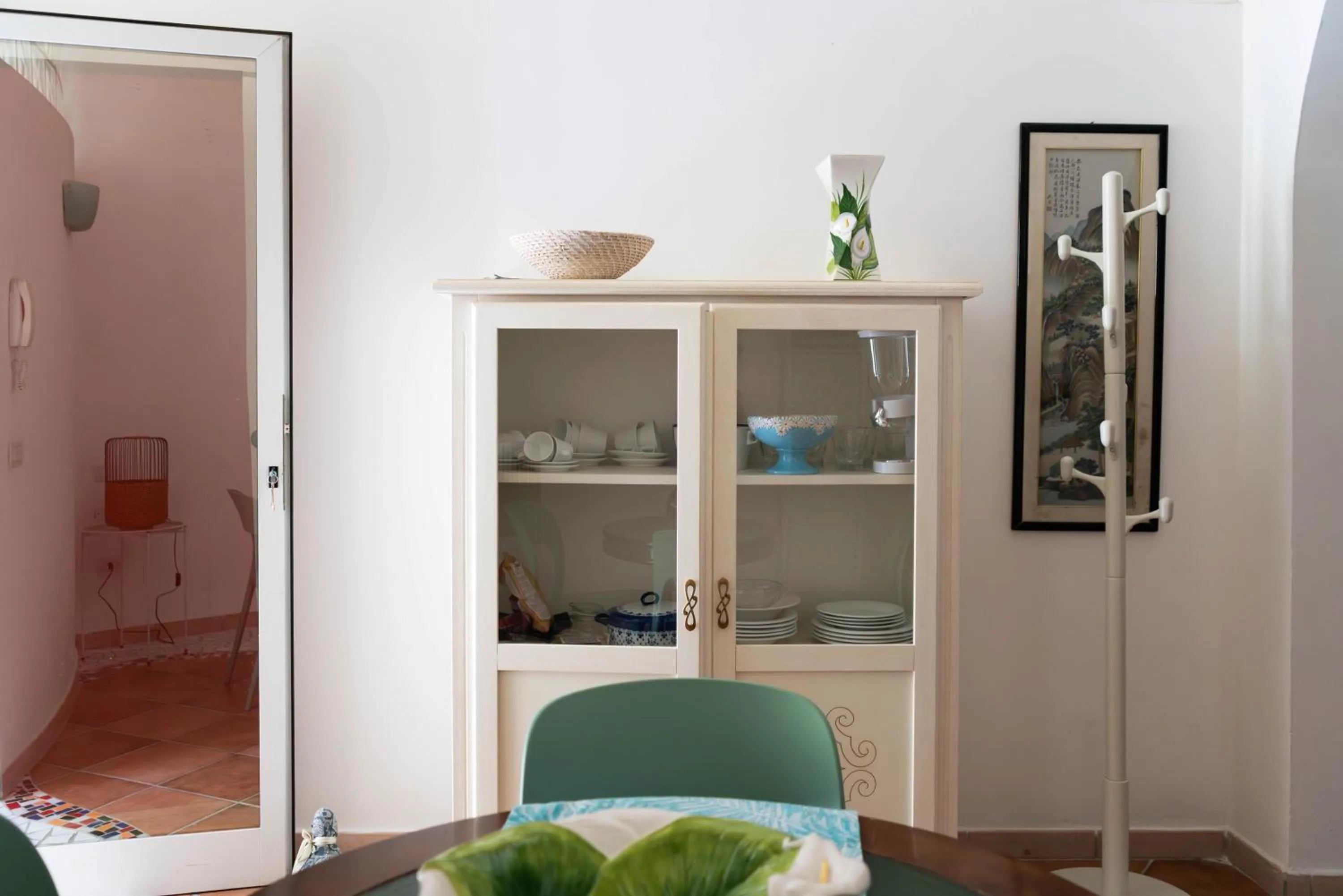 wardrobe in B&B Corte dei Memoli di Margiotta Giuseppina