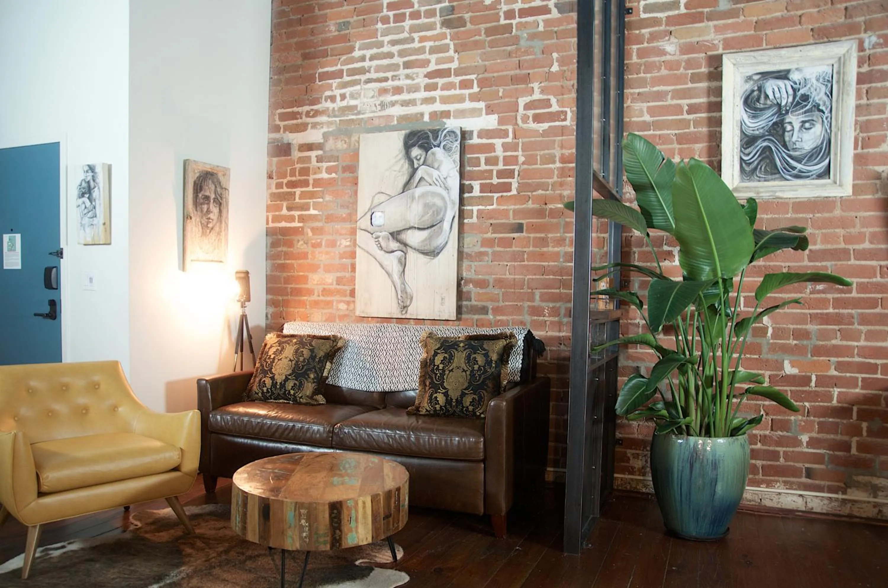 Living room in The Old No. 77 Hotel & Chandlery