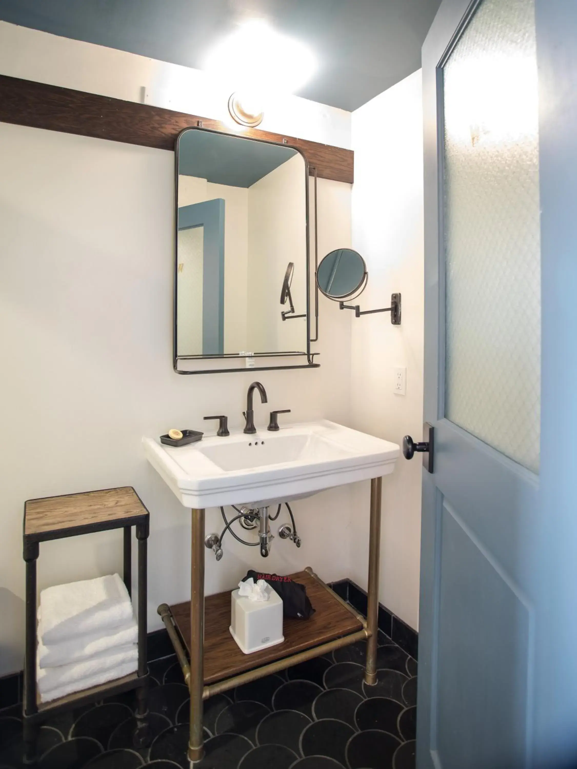 Bathroom in The Old No. 77 Hotel & Chandlery Bathroom in The Old No. 77 Hotel & Chandlery